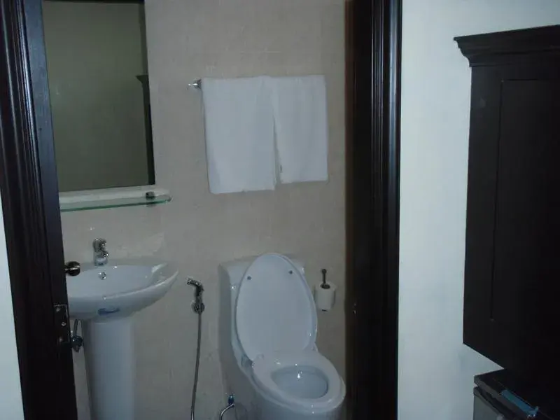 Budget Double Room in Boomerang Hotel Budget Double Room in Boomerang Hotel