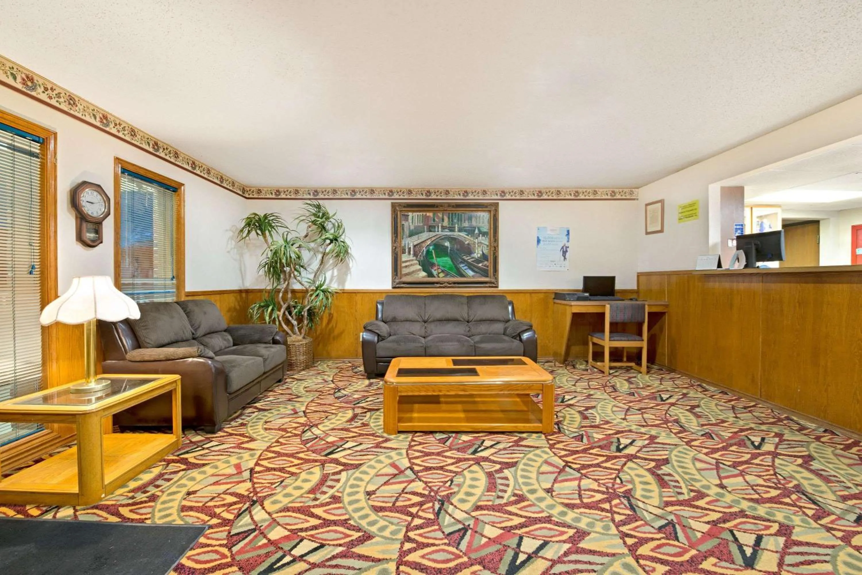 Lobby or reception in Super 8 by Wyndham Plano/Dallas Area