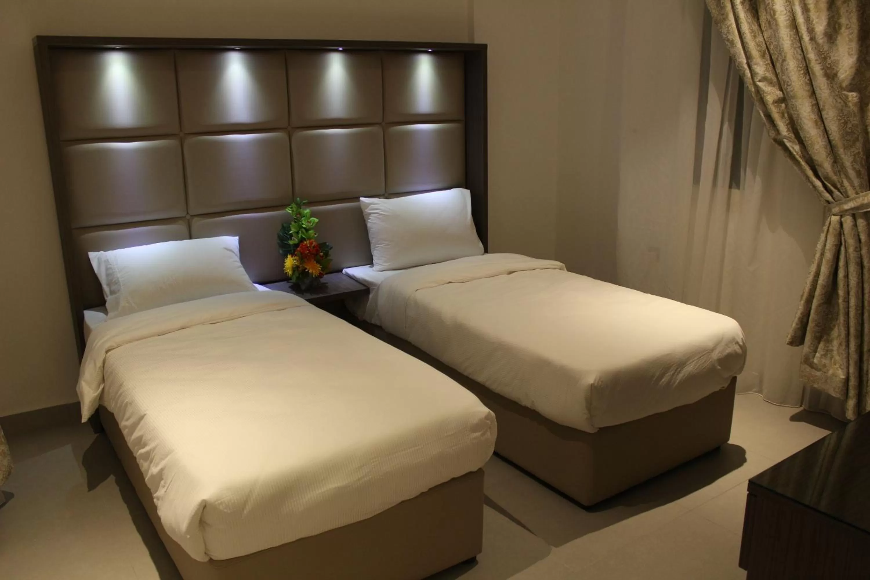 Living room, Bed in Sedra Residence