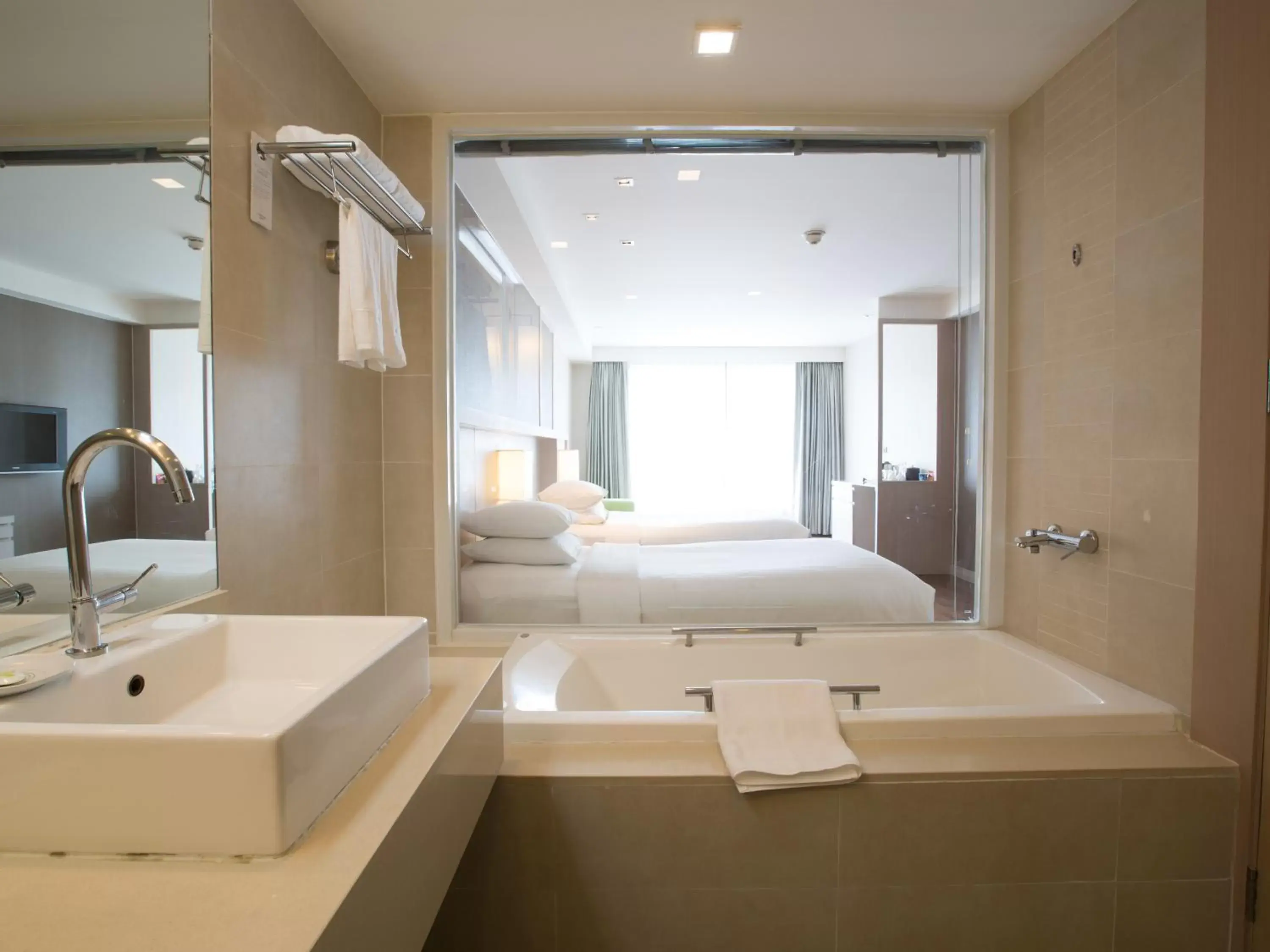 Bathroom in Signature Pattaya