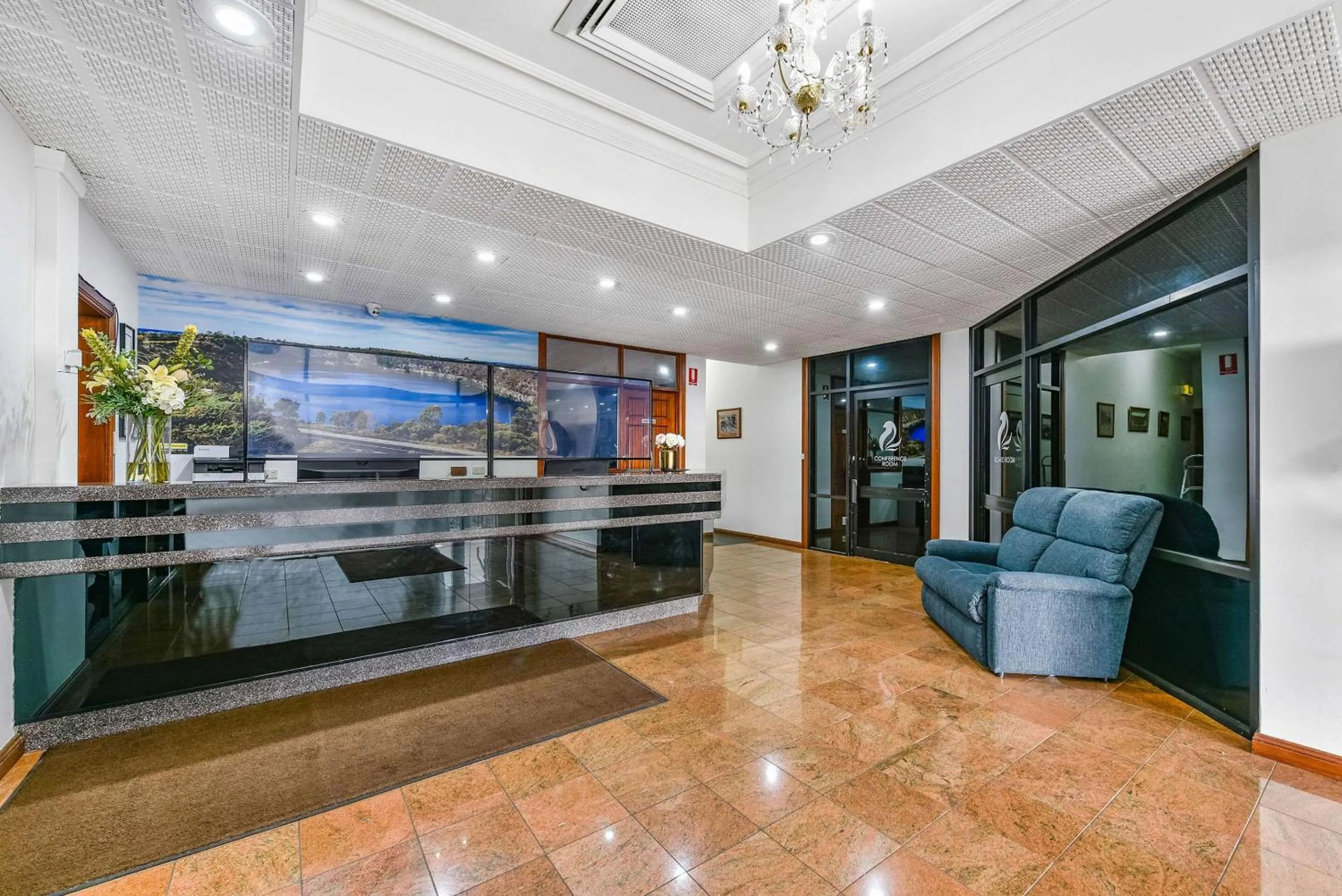 Lobby or reception in Comfort Inn The Lakes