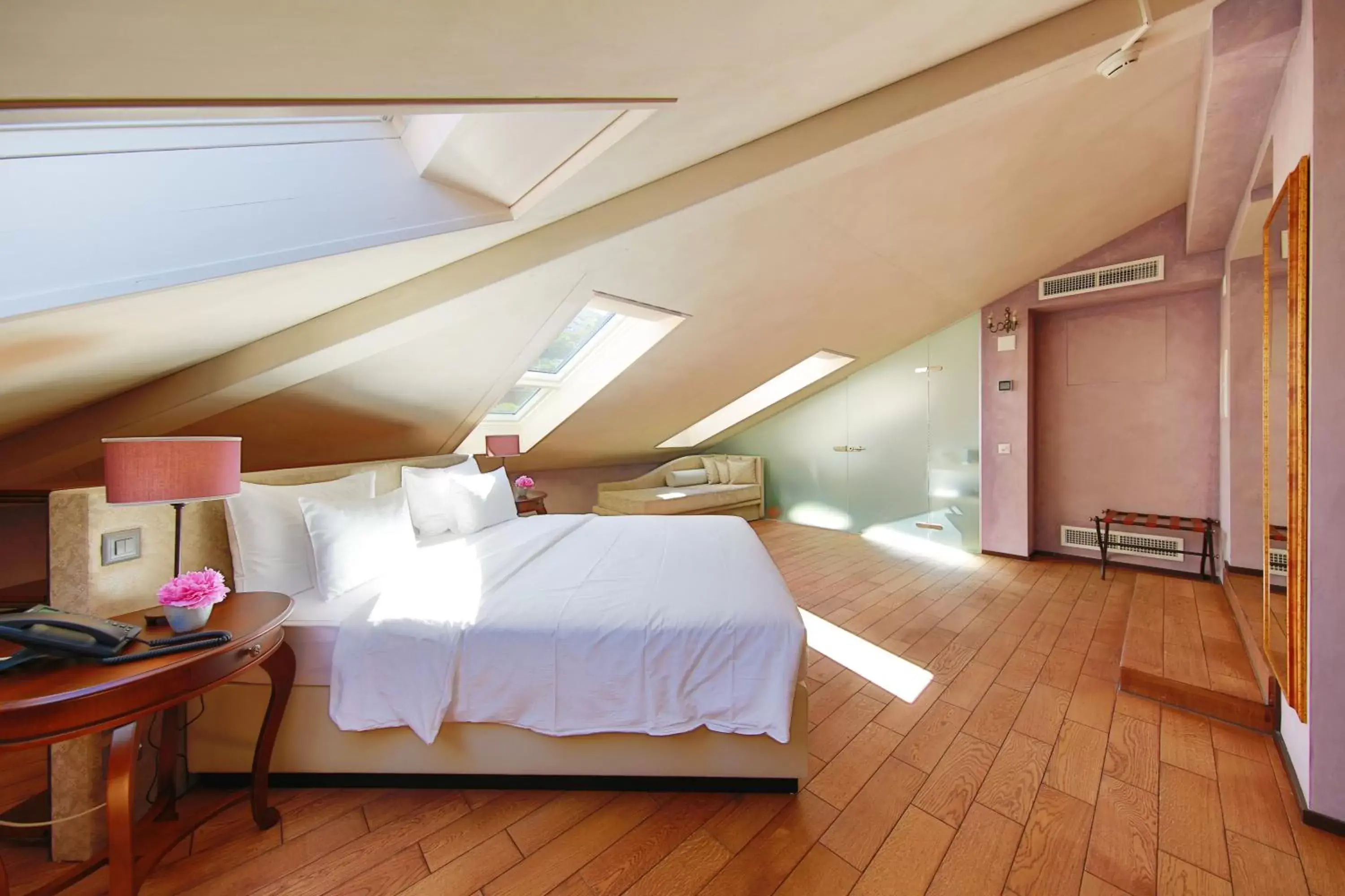 Bed in Boutique & Business Hotel La Tureta