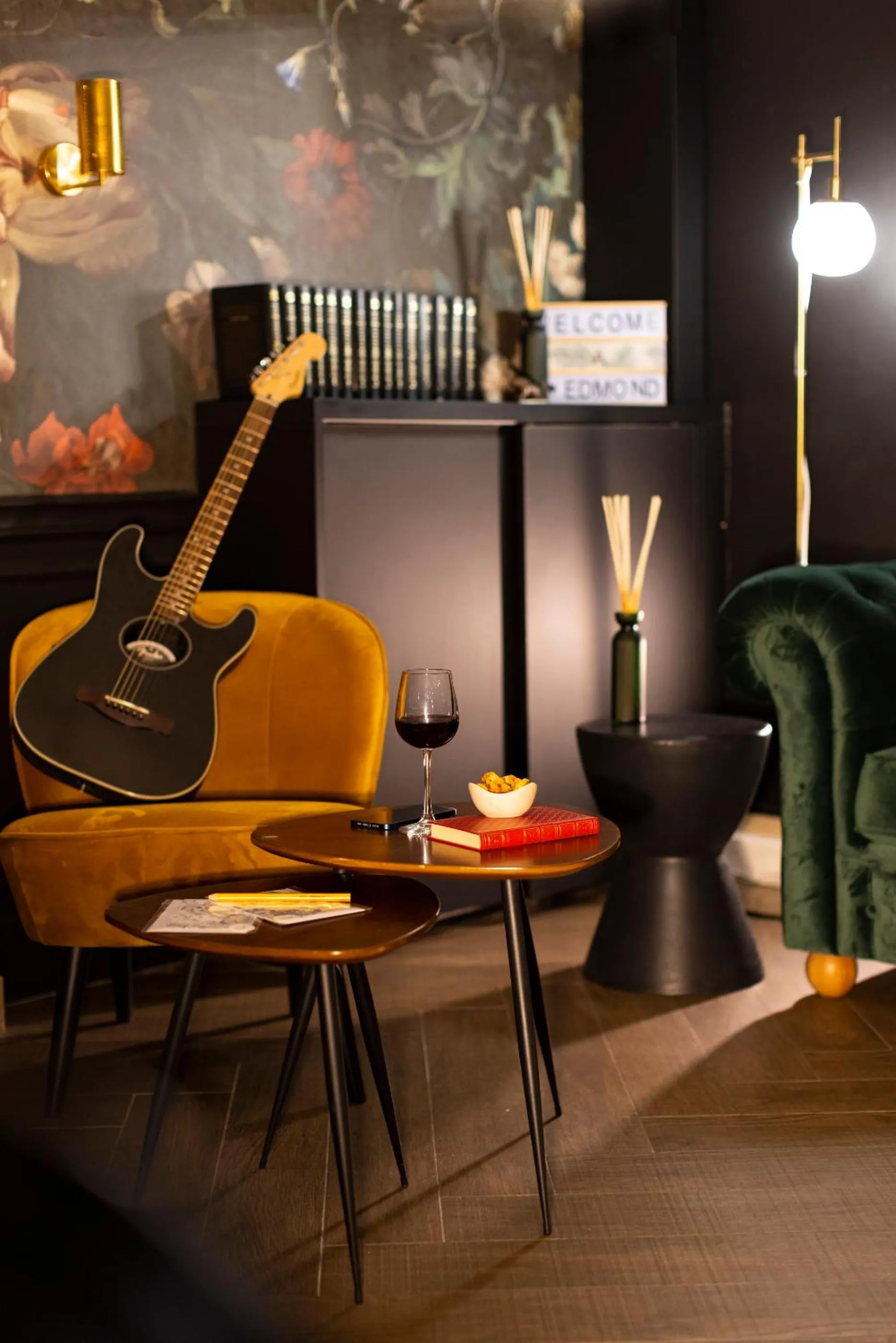 Living room in Hôtel Edmond W Lyon Part-Dieu