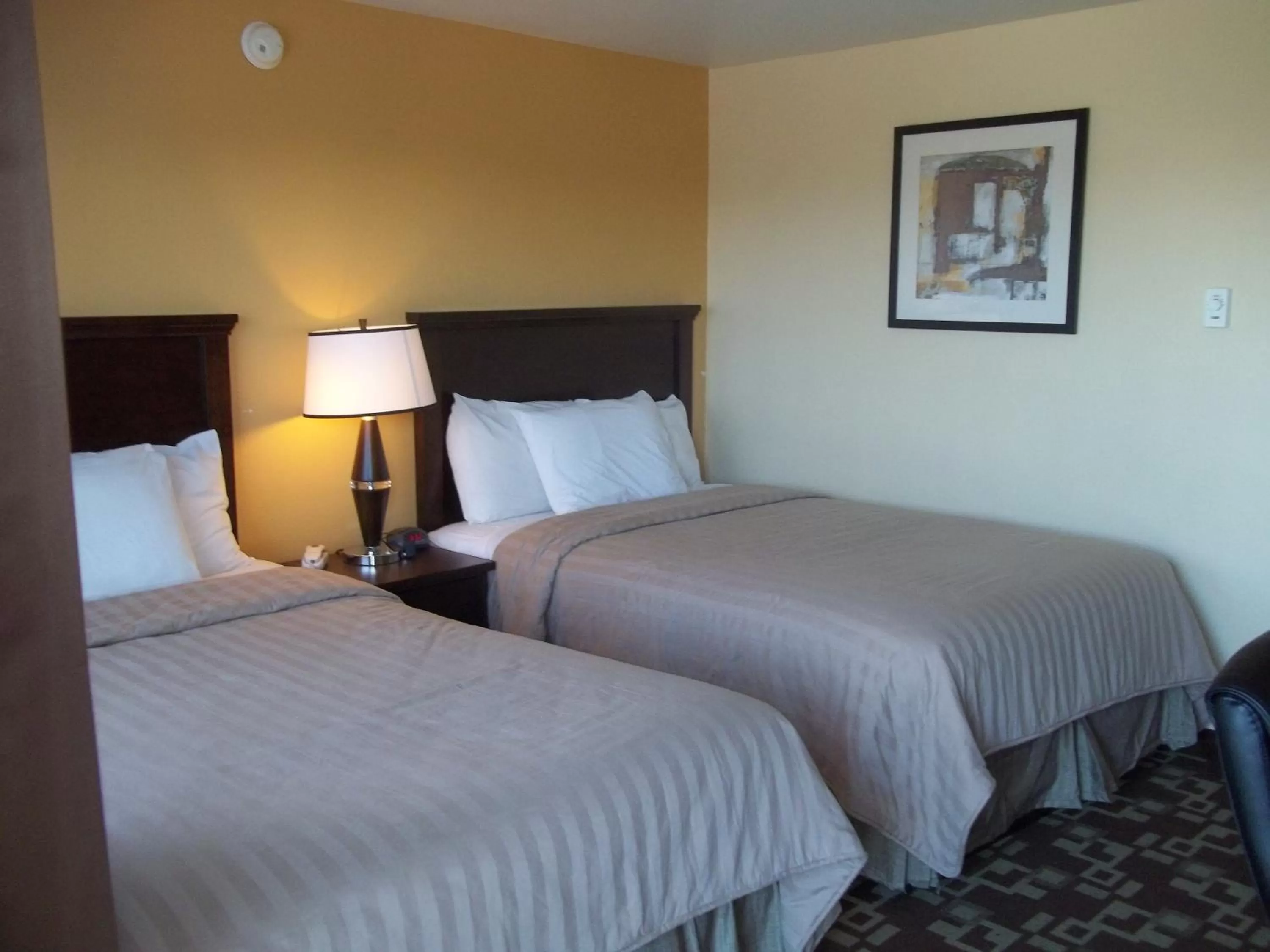 Double Room with Two Double Beds - Non-Smoking in Travelodge by Wyndham Newport