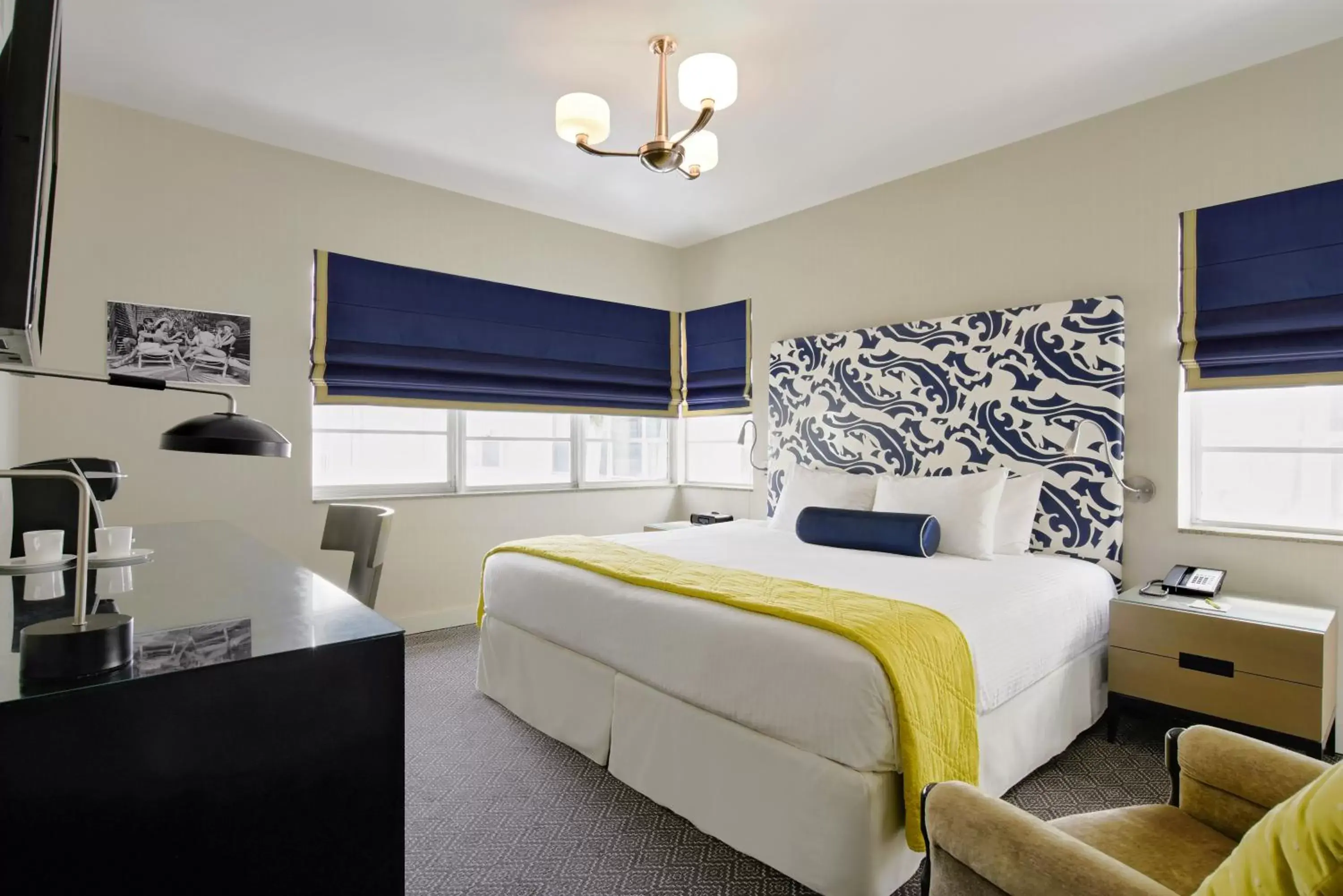 Bed in Hotel Breakwater South Beach
