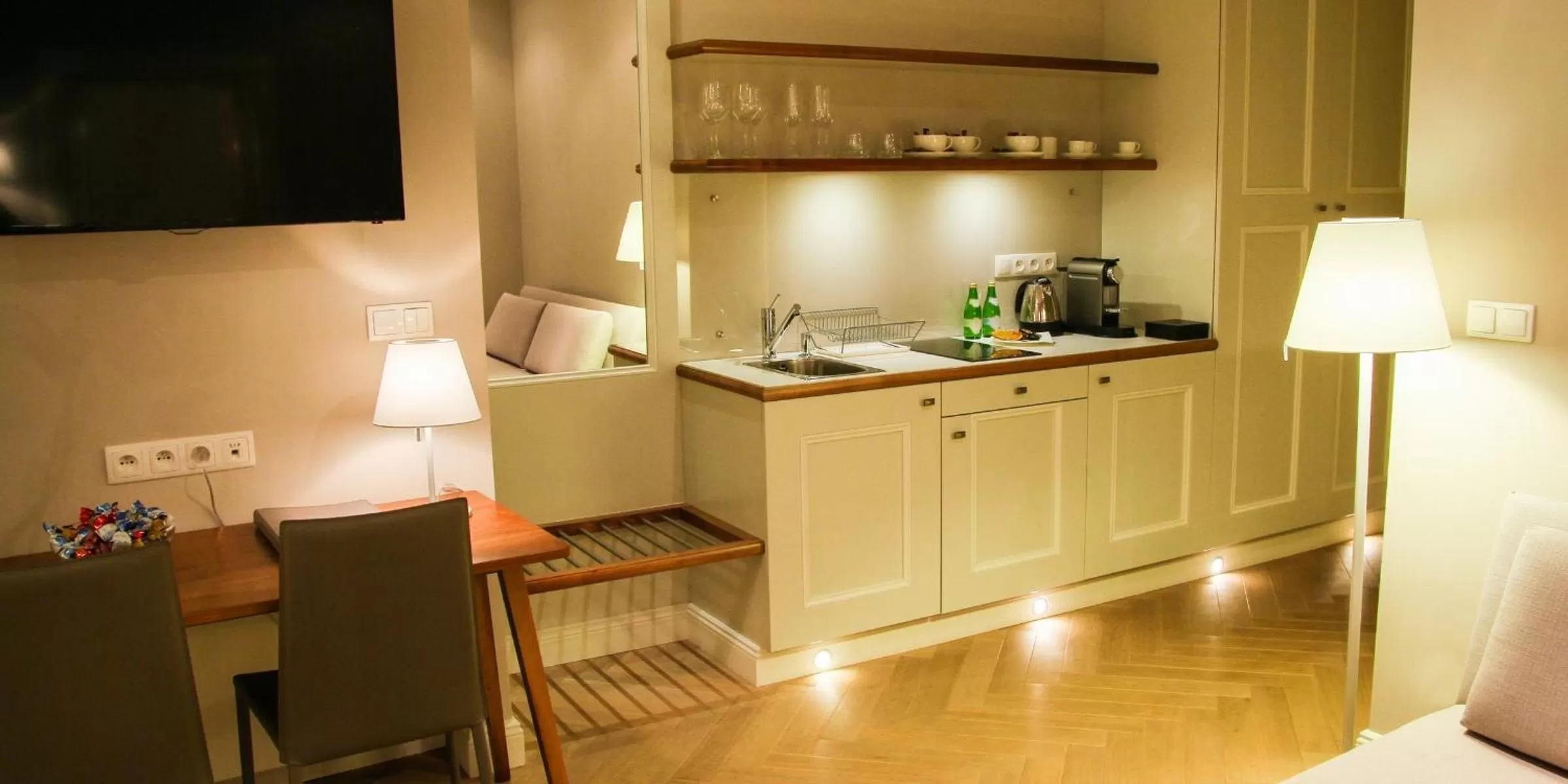 Kitchen or kitchenette in Apartamenty Bracka 6