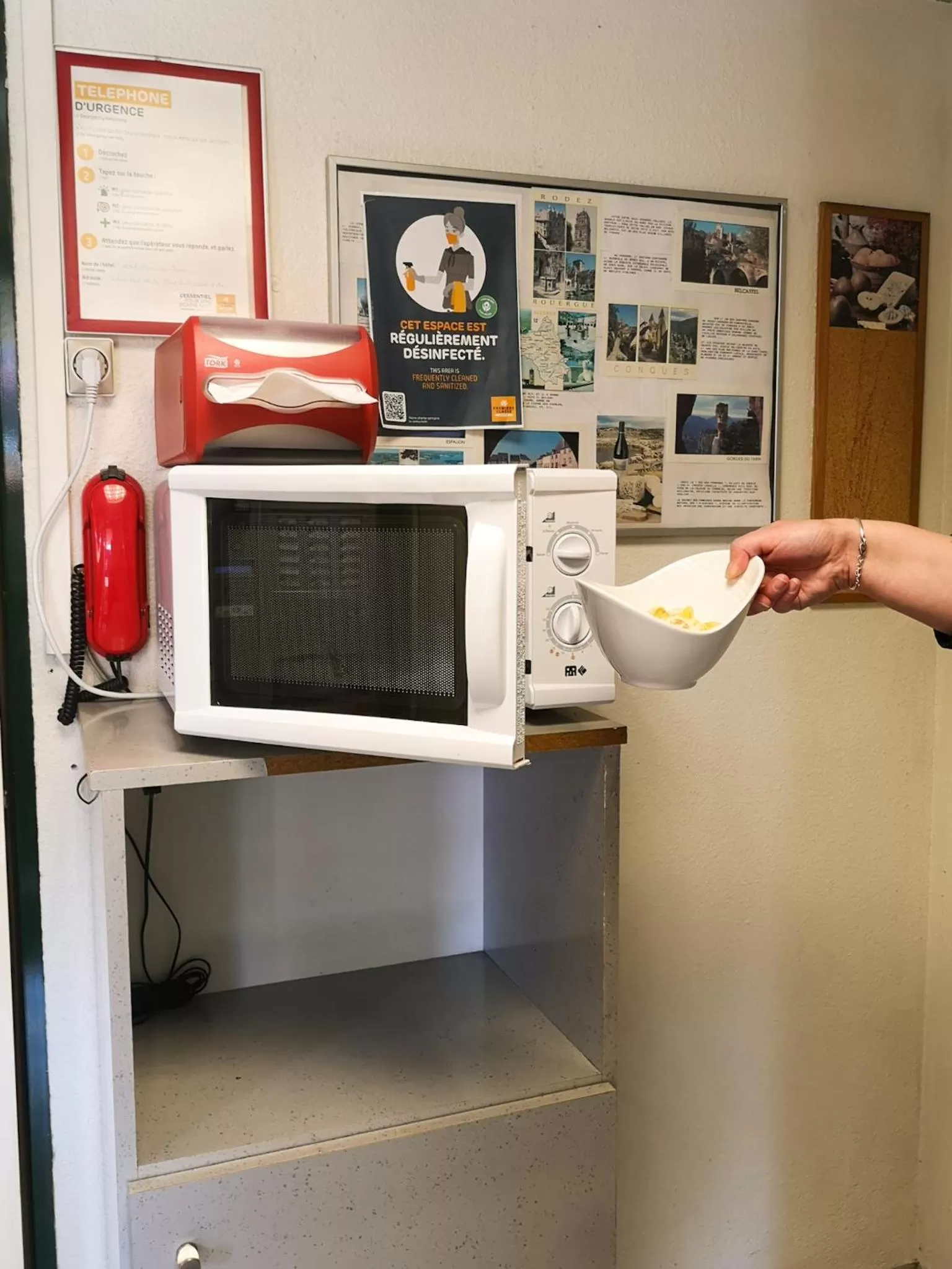 Food and drinks in Premiere Classe Rodez