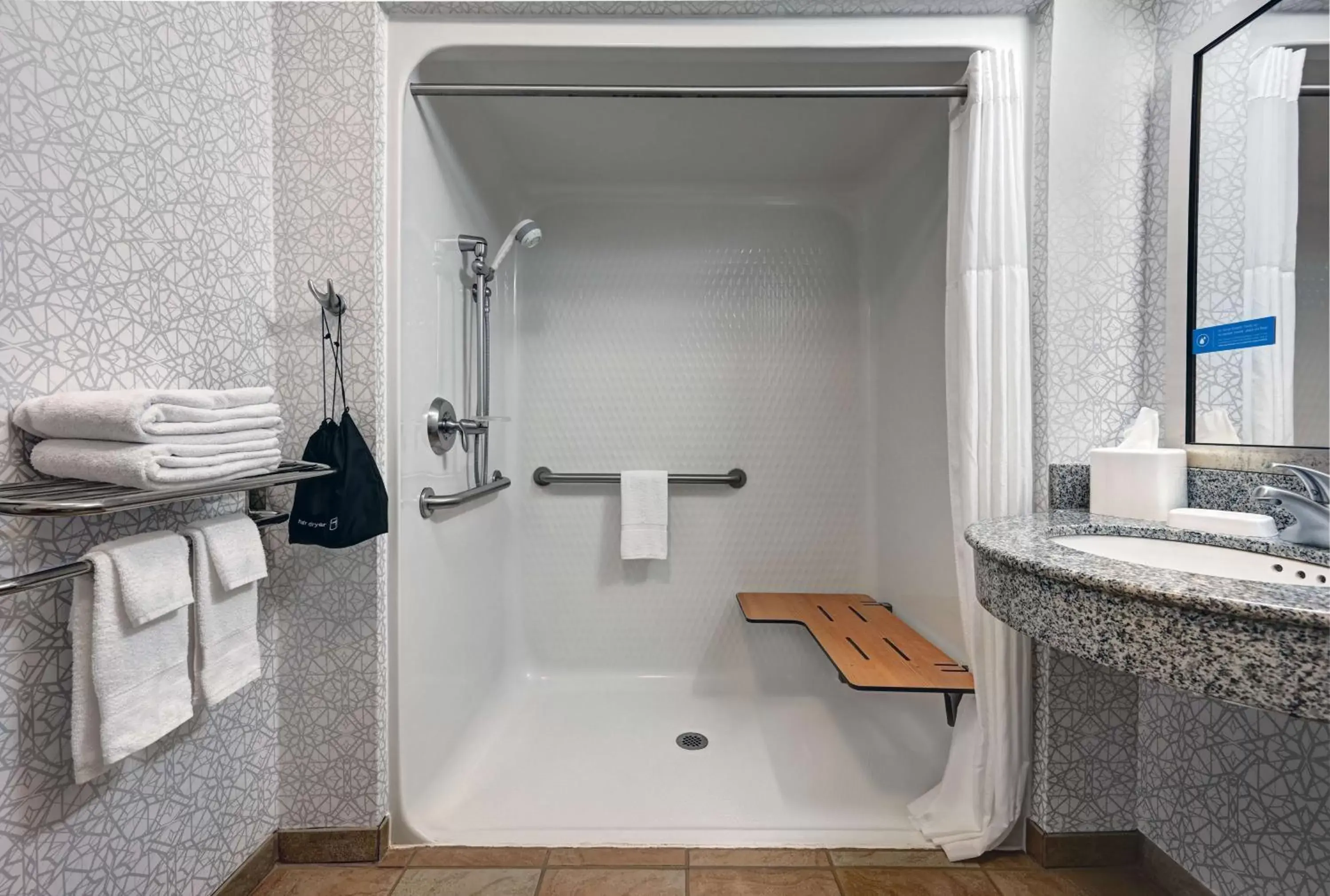 Bathroom in Hampton Inn Farmington Bathroom in Hampton Inn Farmington