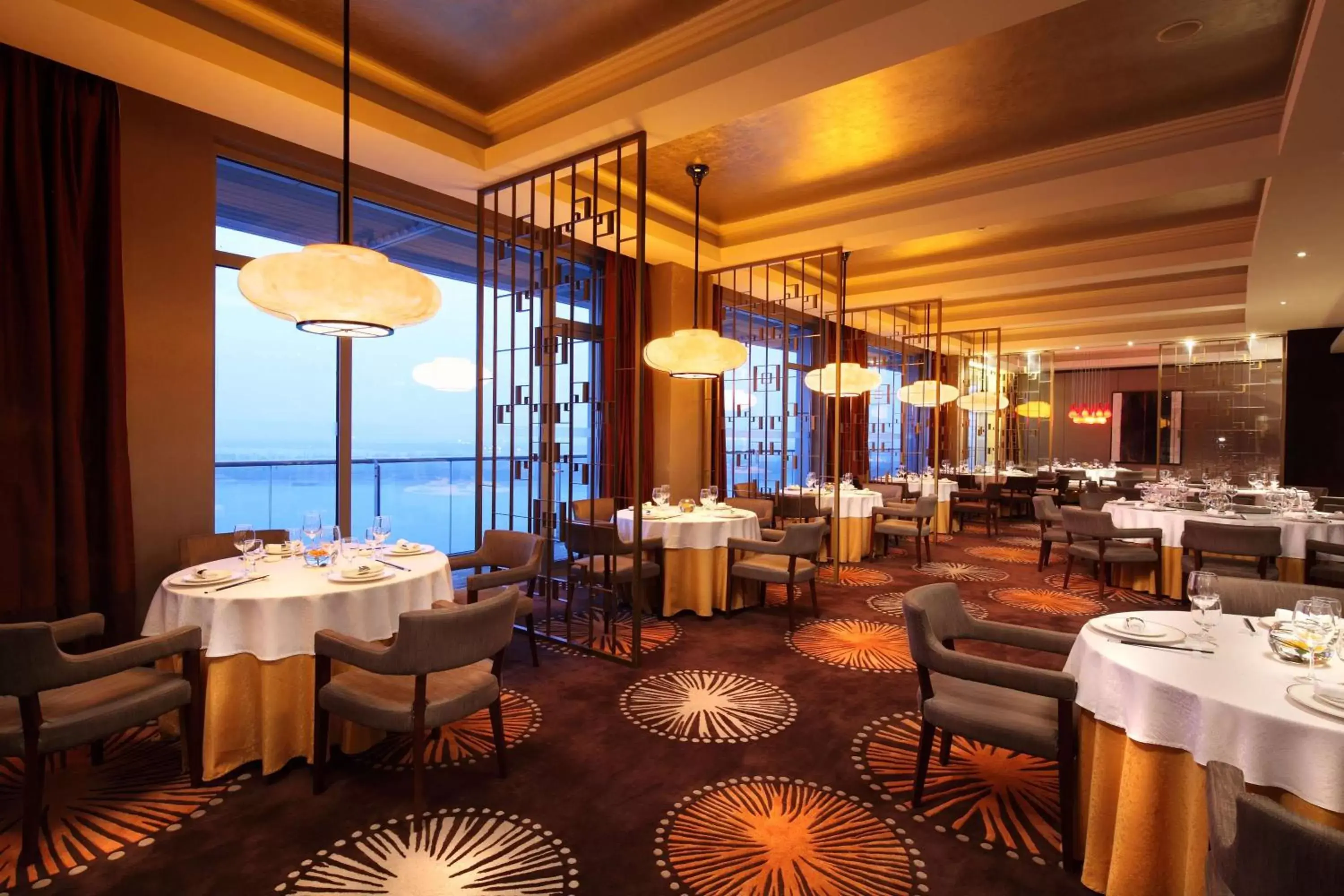 Restaurant/places to eat in Hilton Nanjing Riverside Restaurant/places to eat in Hilton Nanjing Riverside