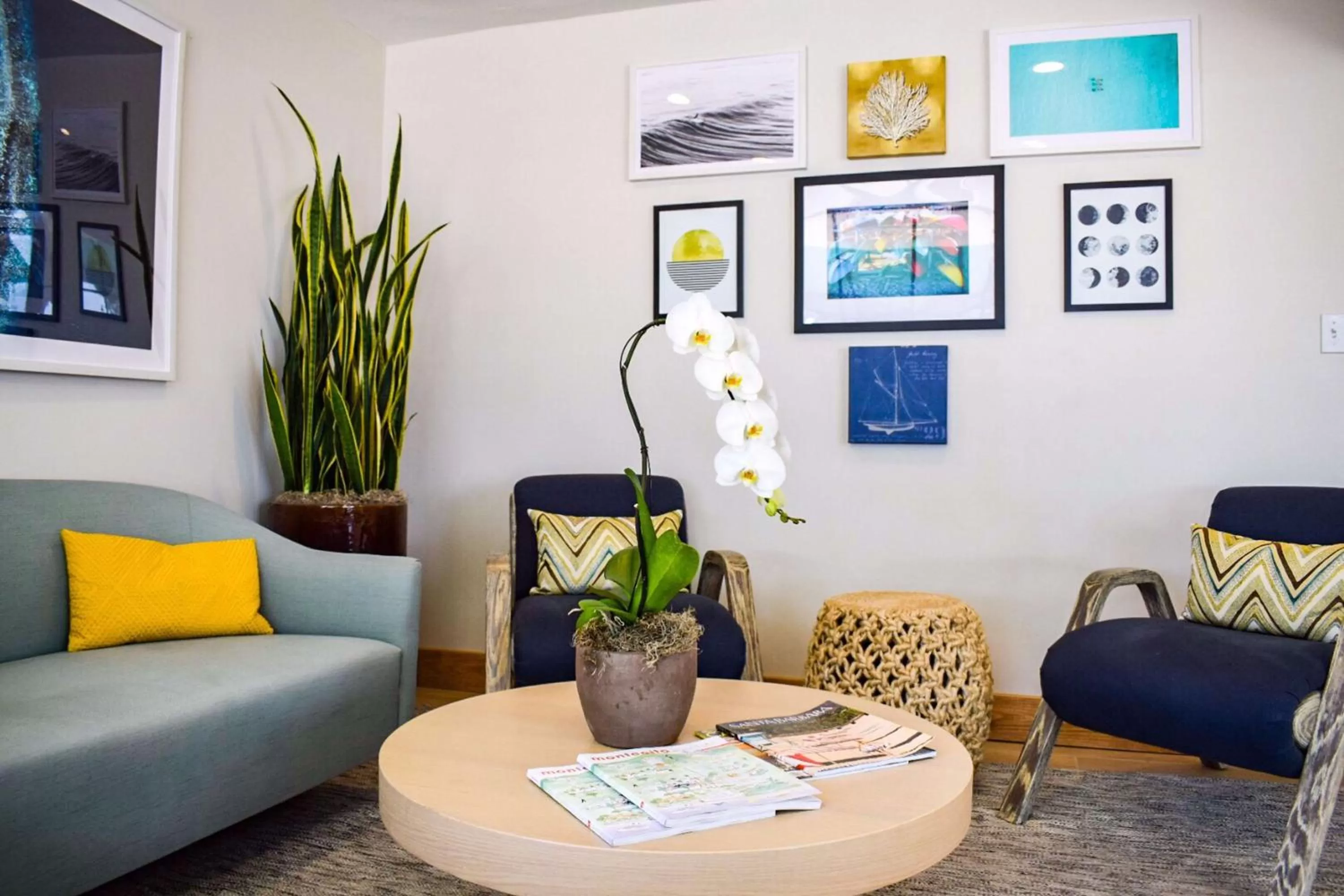 Lobby or reception in Beachside Inn