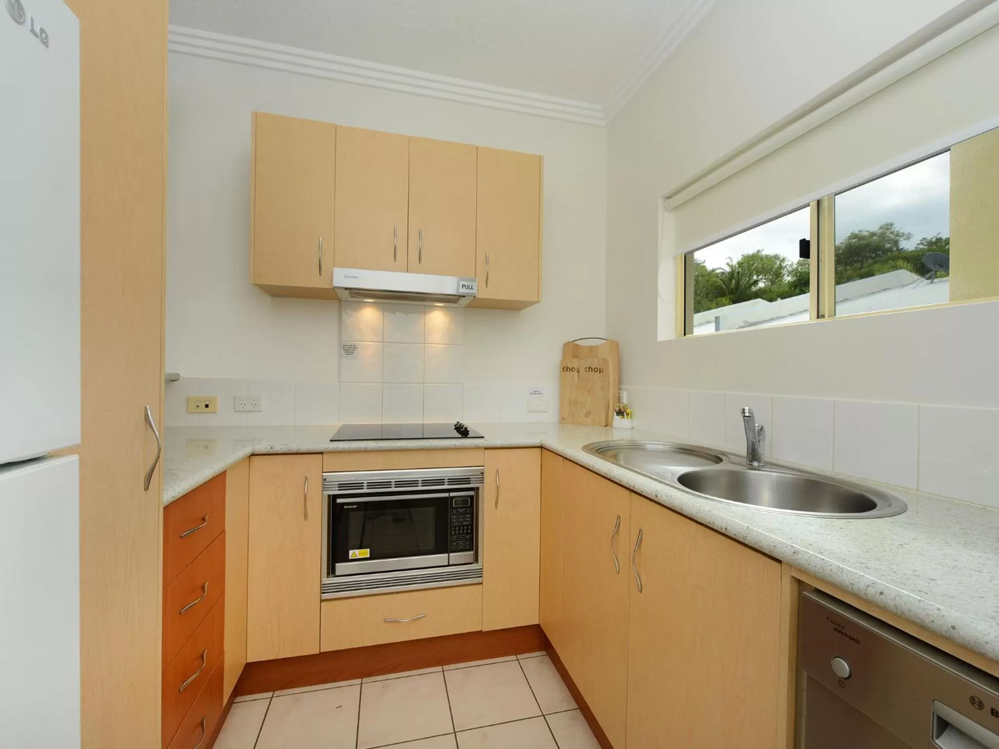 Kitchen or kitchenette in Central Plaza Port Douglas