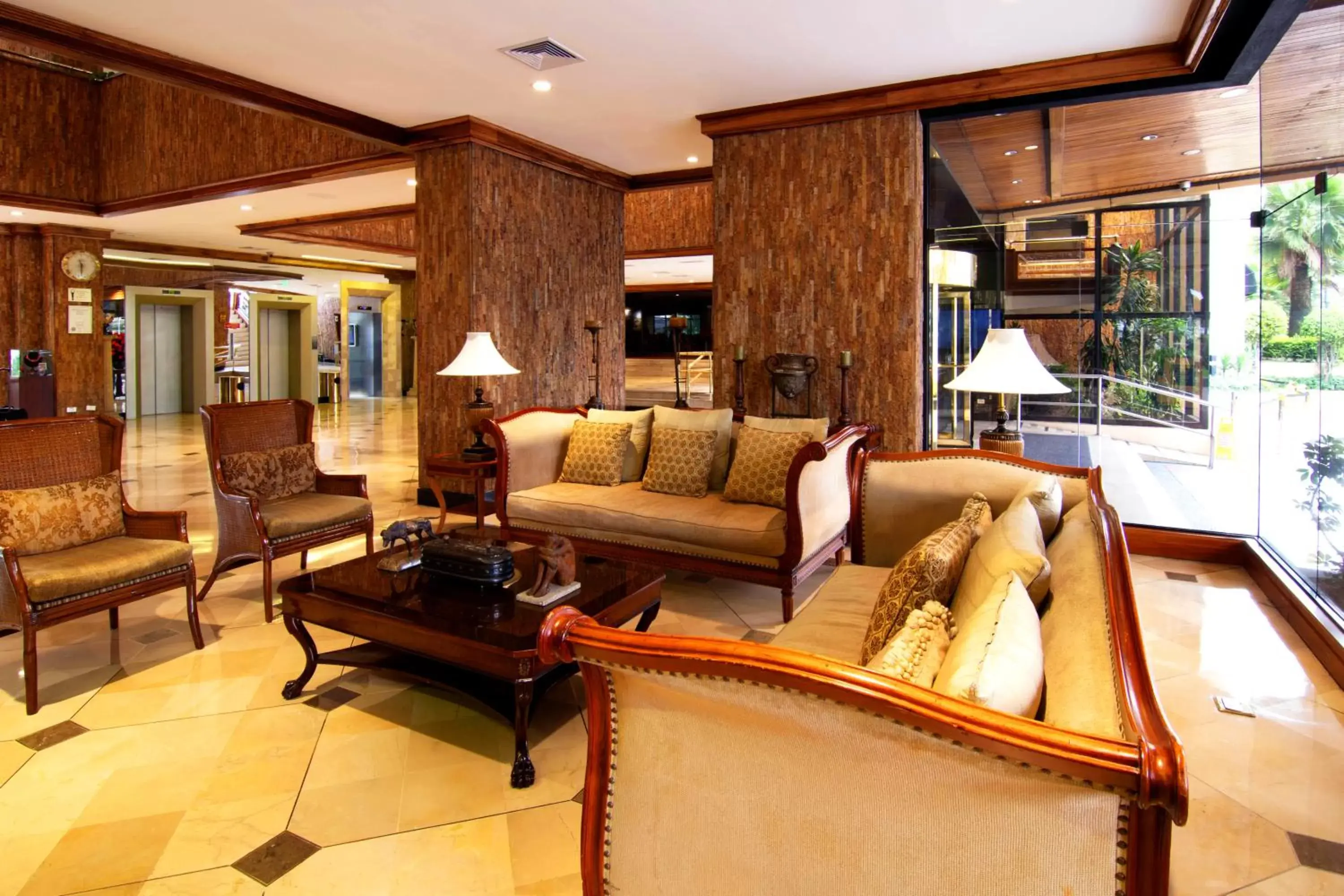 Lobby or reception, Seating Area in Swissotel Quito