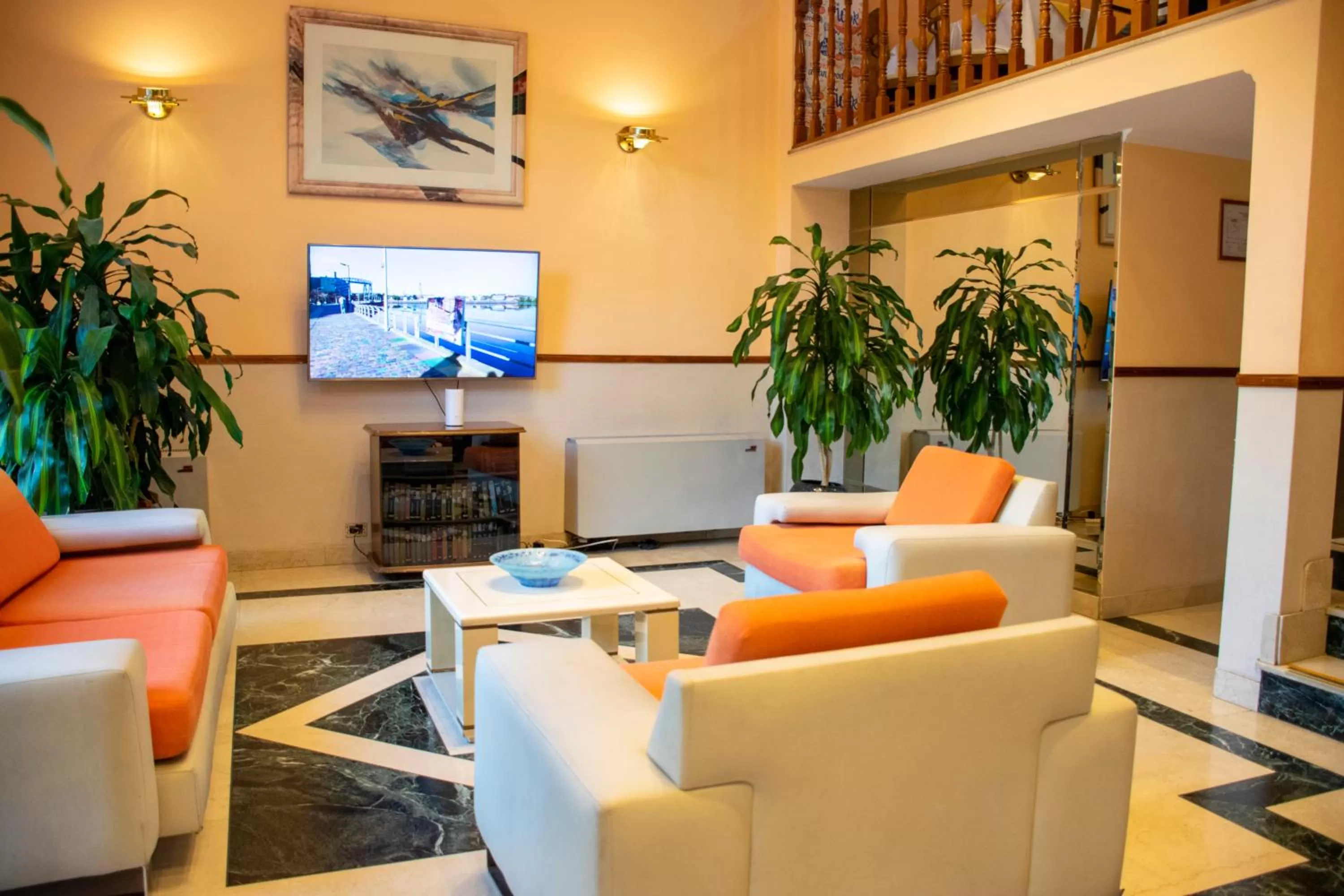 TV and multimedia in Hotel Internacional