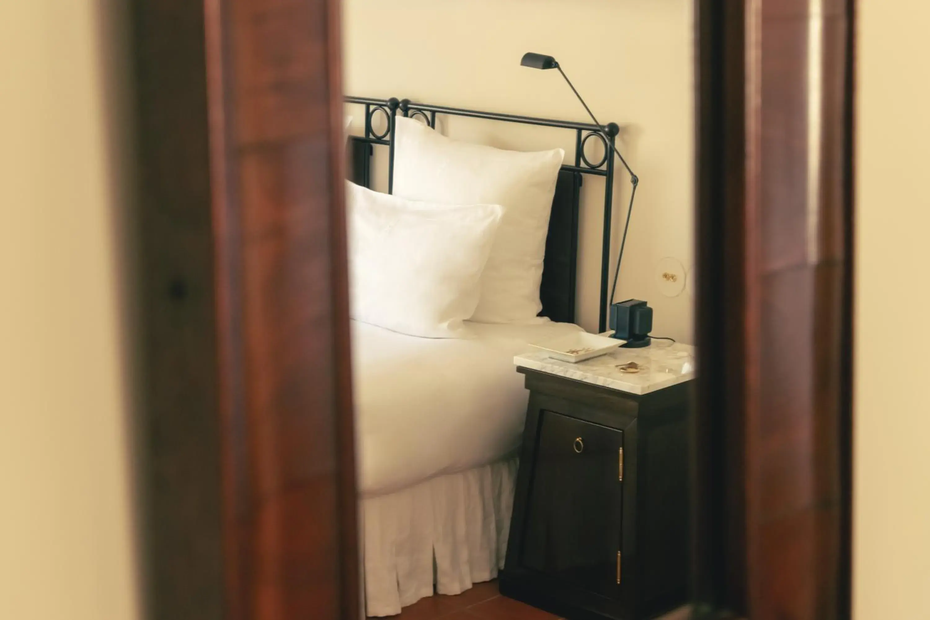 Bedroom, Bathroom in Hotel la Ponche