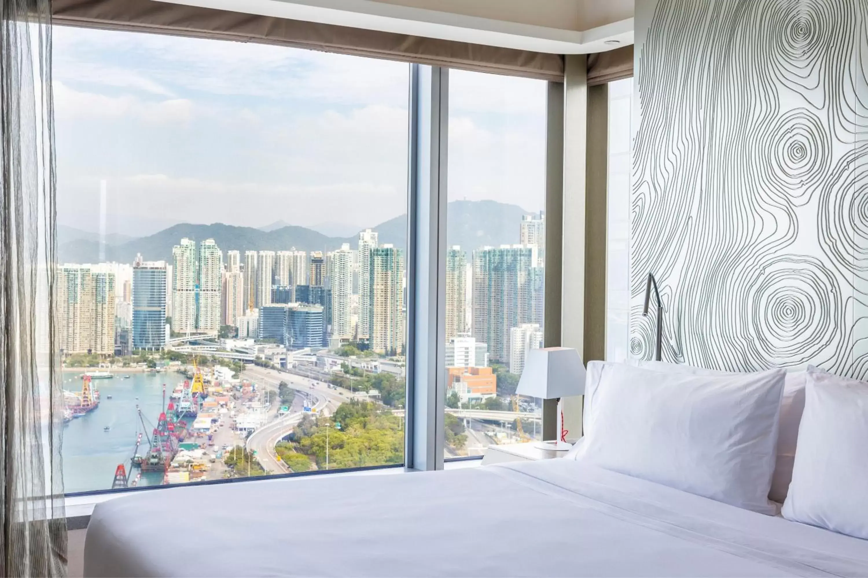 Bedroom in W Hong Kong