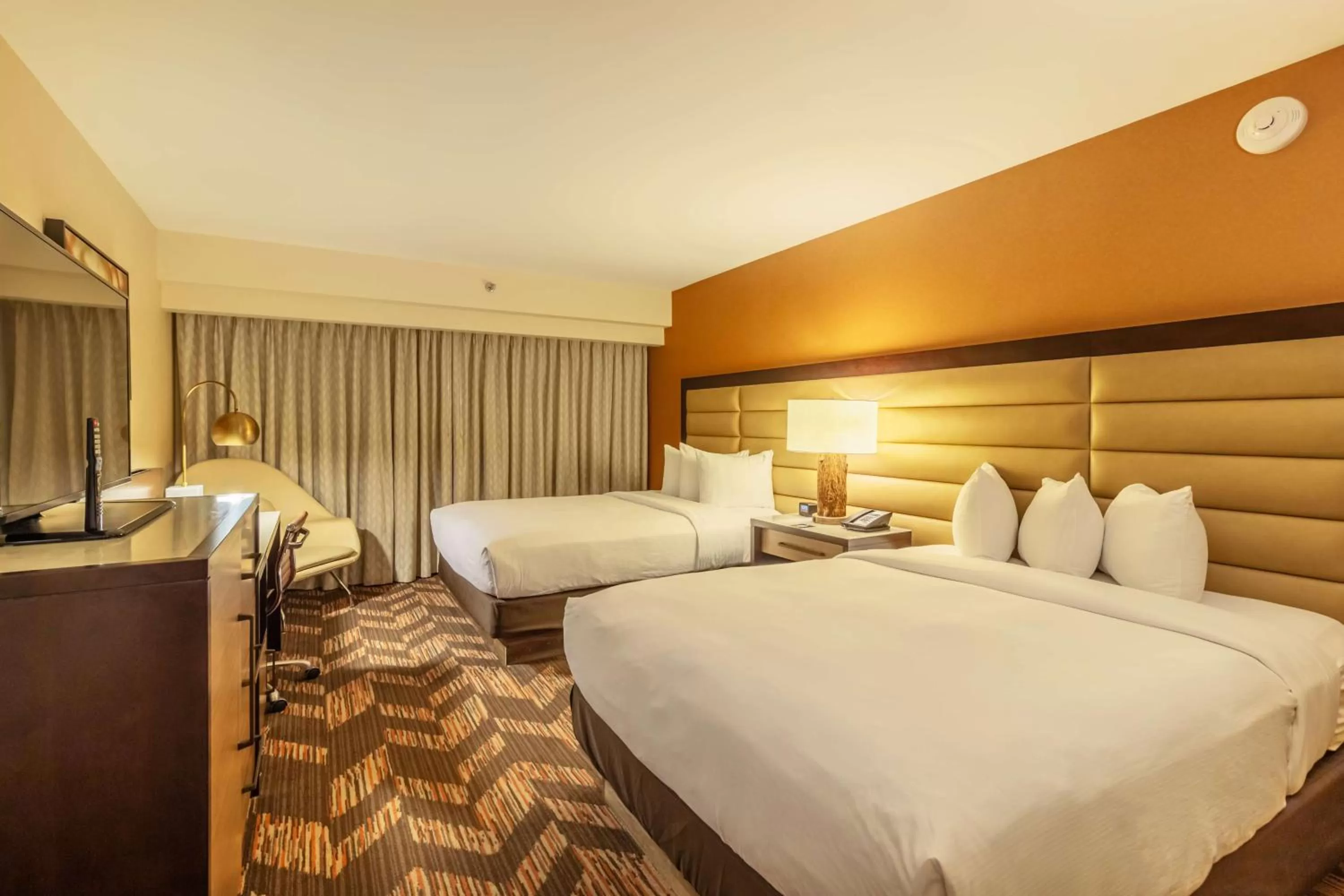 Bed in DoubleTree by Hilton Lawrence