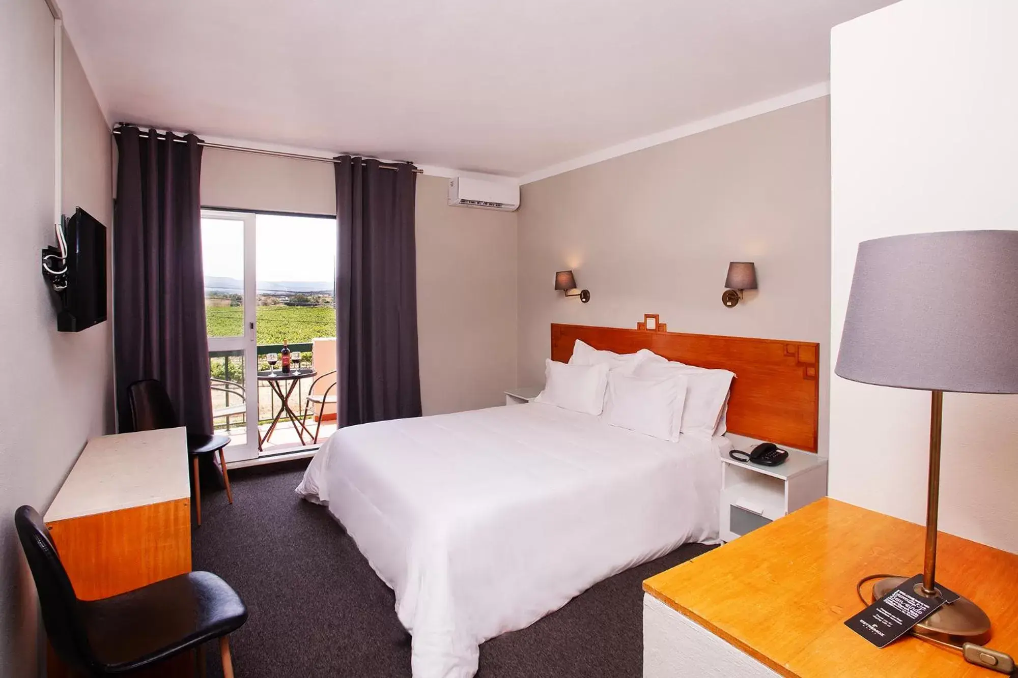 Bed in Estremoz Hotel Bed in Estremoz Hotel