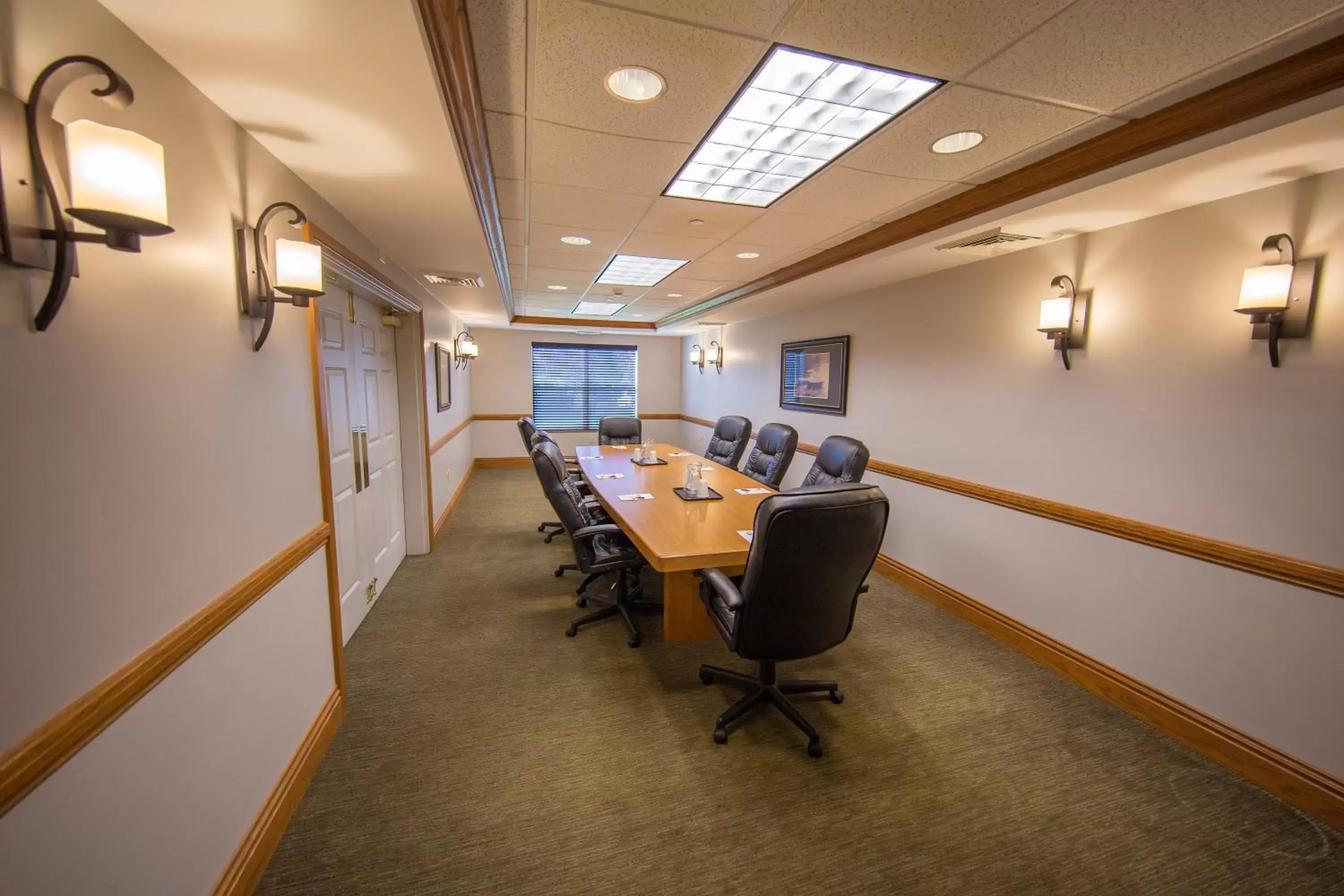 Meeting/conference room in Country Inn & Suites by Radisson, Portage, IN
