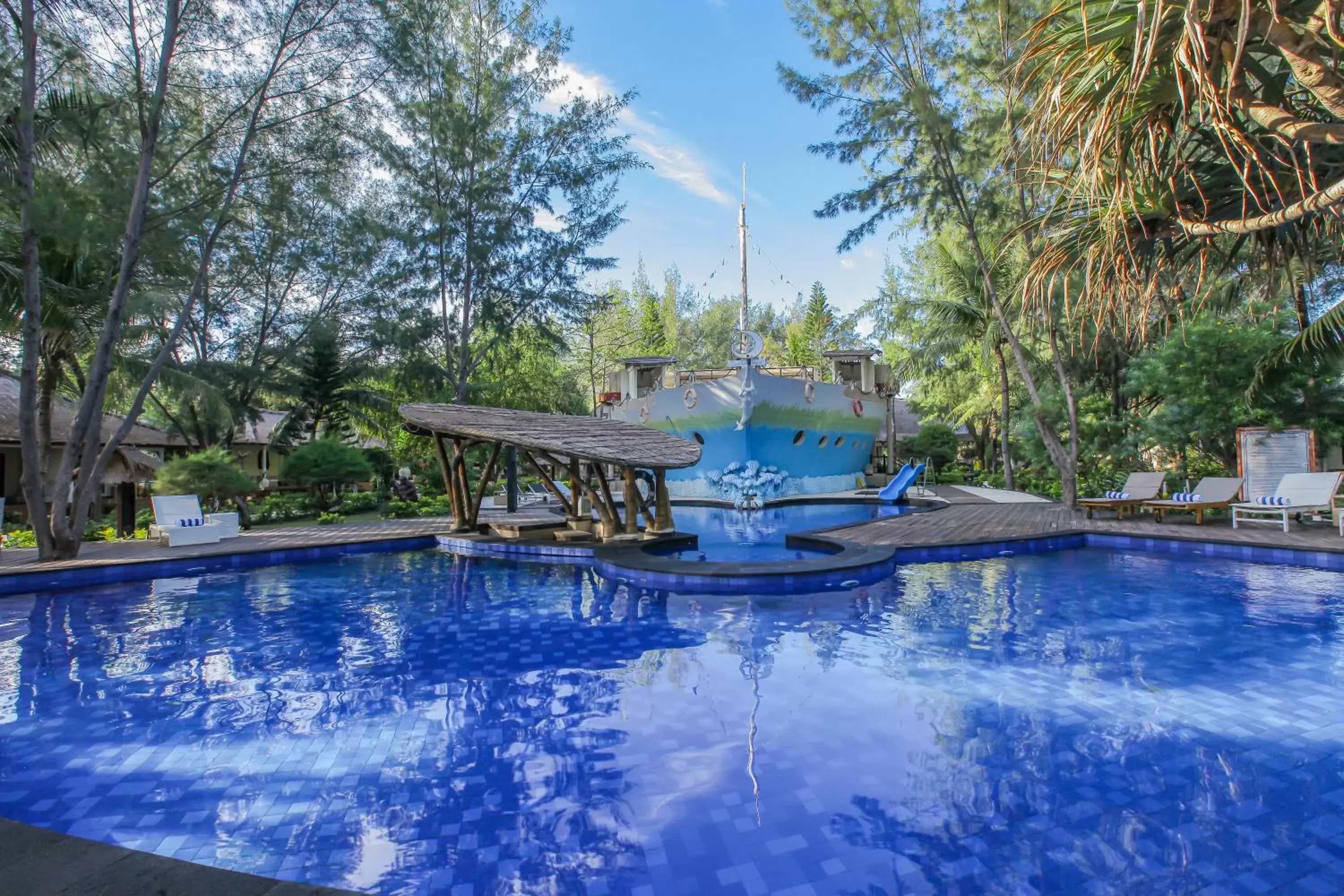 Pool view, Swimming Pool in Jambuluwuk Oceano Gili Trawangan