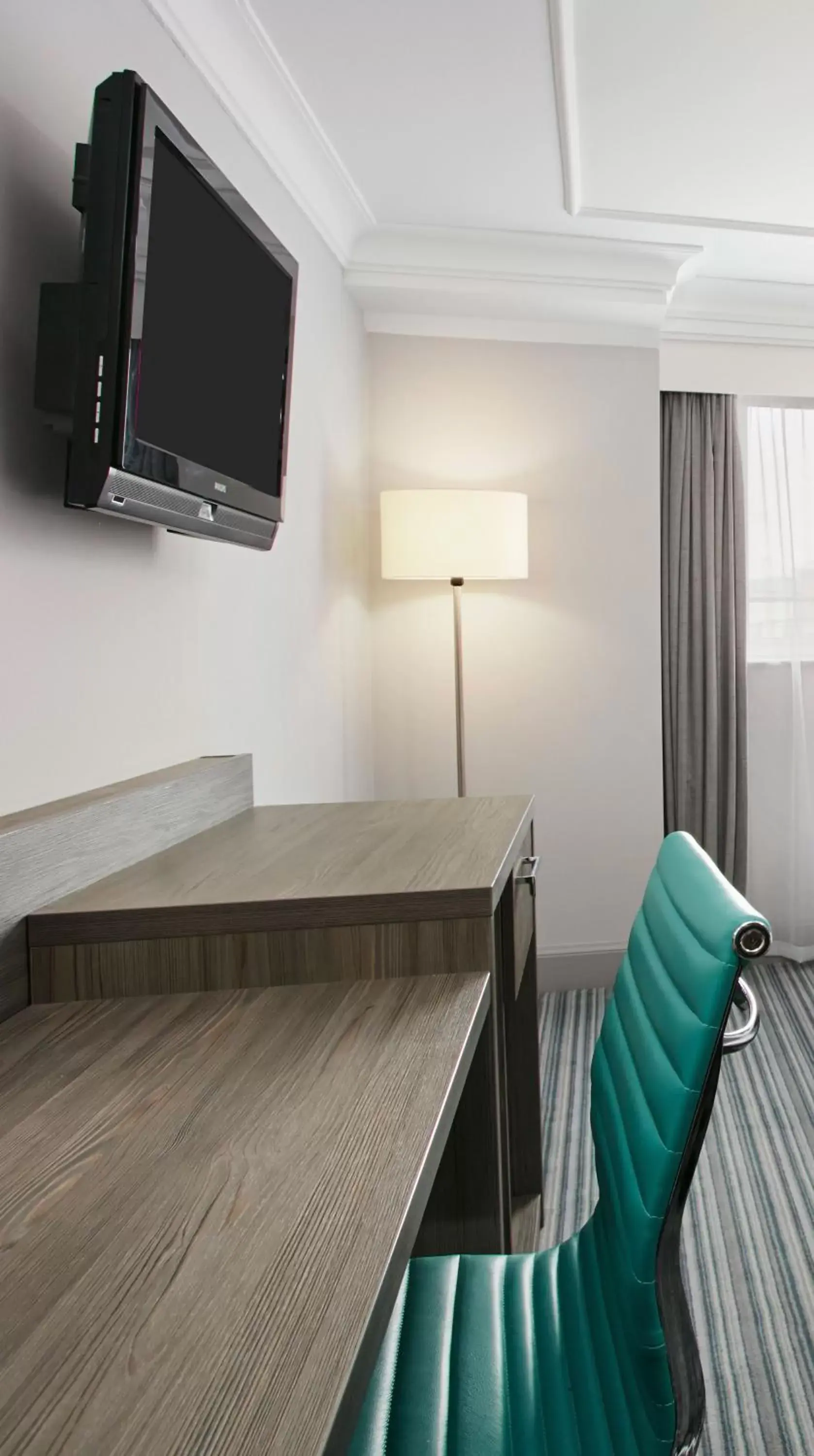 Seating area, TV/Entertainment Center in Leonardo Hotel Middlesbrough - formerly Jurys Inn