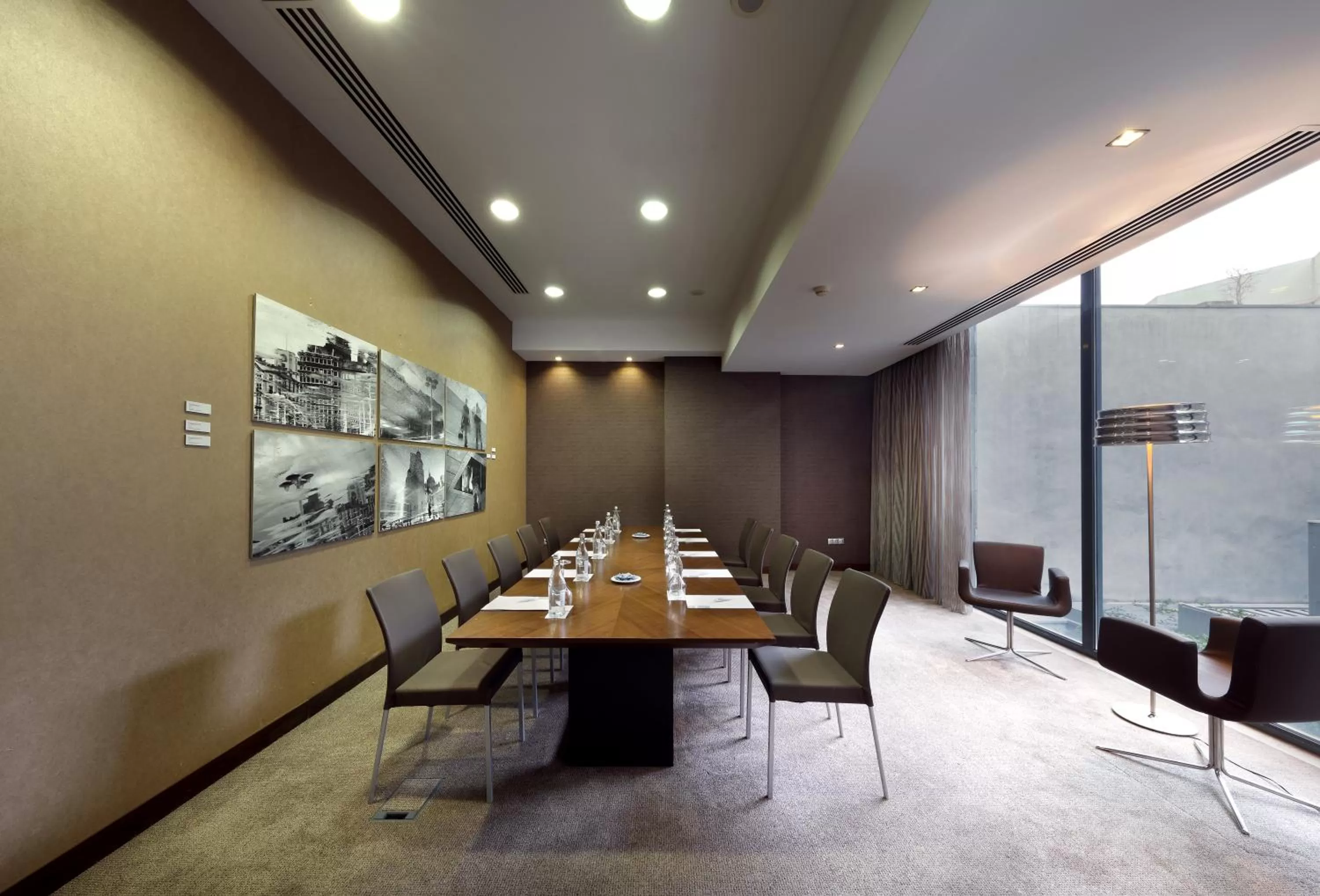 Meeting/conference room in Eurostars Das Letras