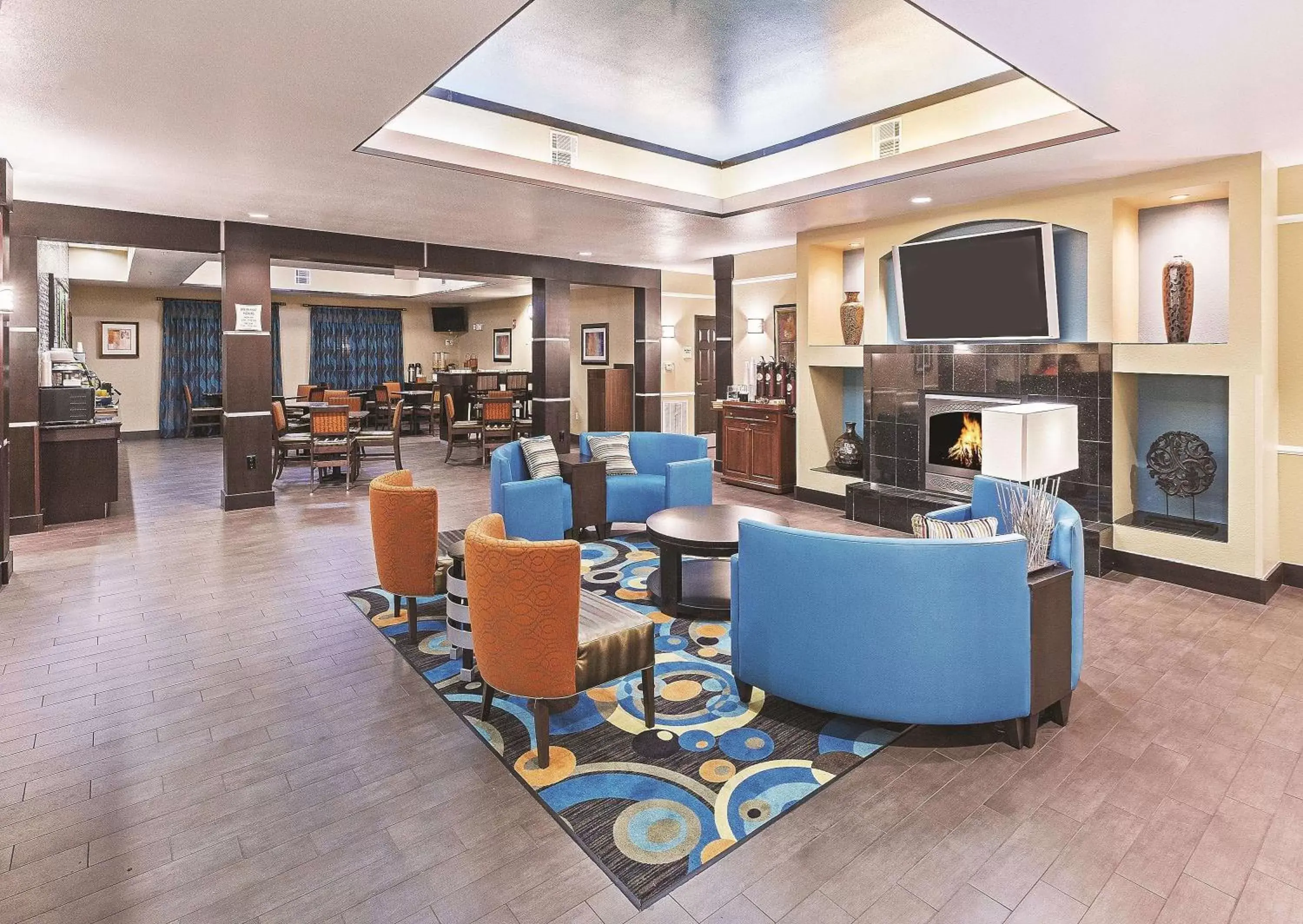 Lobby or reception in La Quinta by Wyndham Houston Hobby Airport