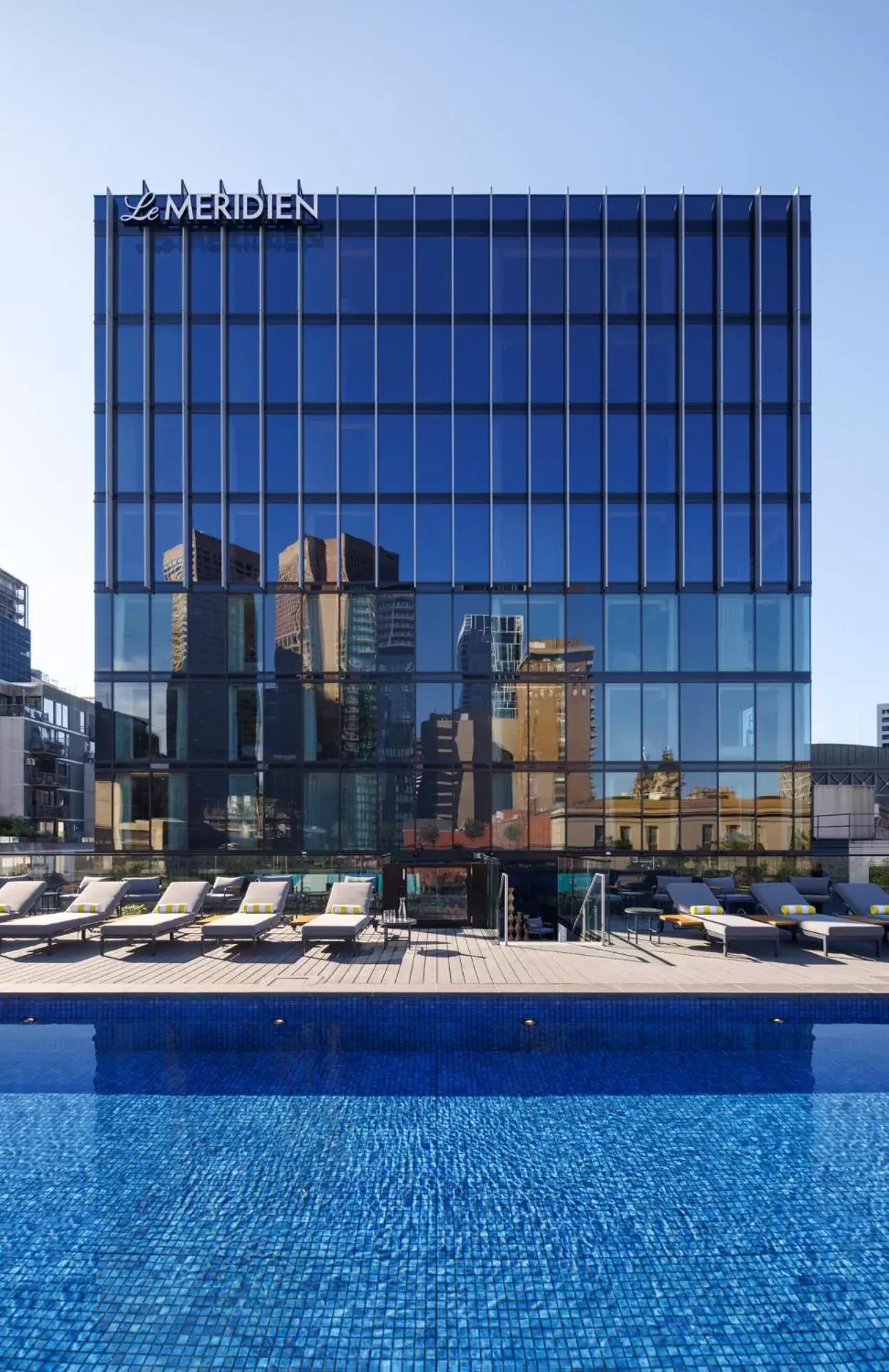 Property building, Swimming Pool in Le Méridien Melbourne