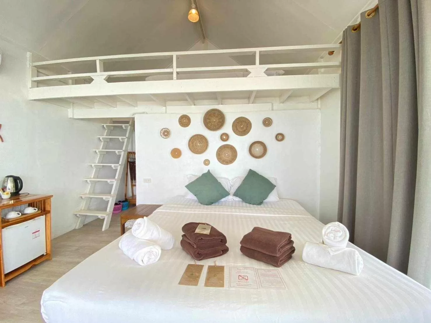 Bed in Siam Bay Resort