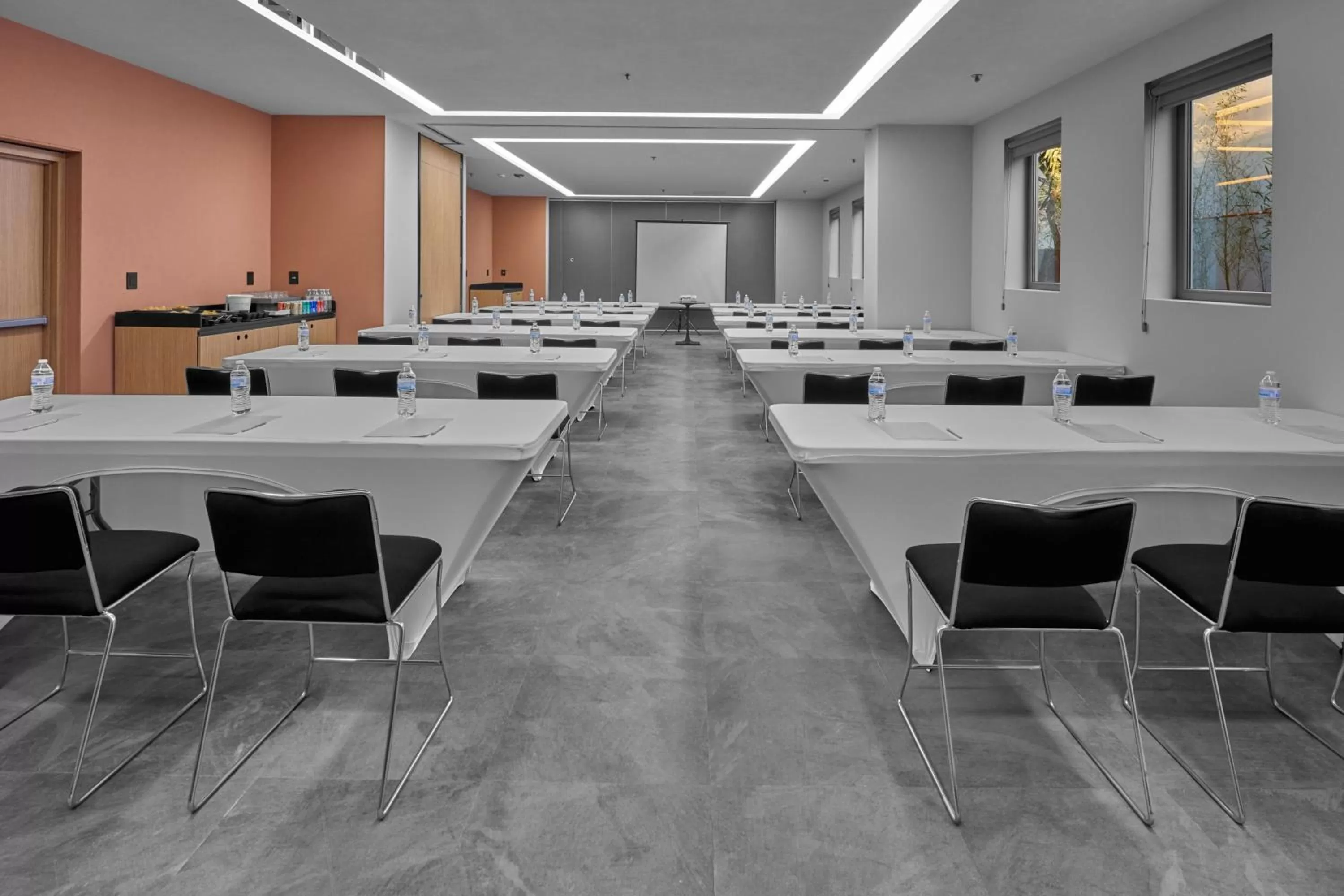 Meeting/conference room in City Express Plus by Marriott Guadalajara Providencia