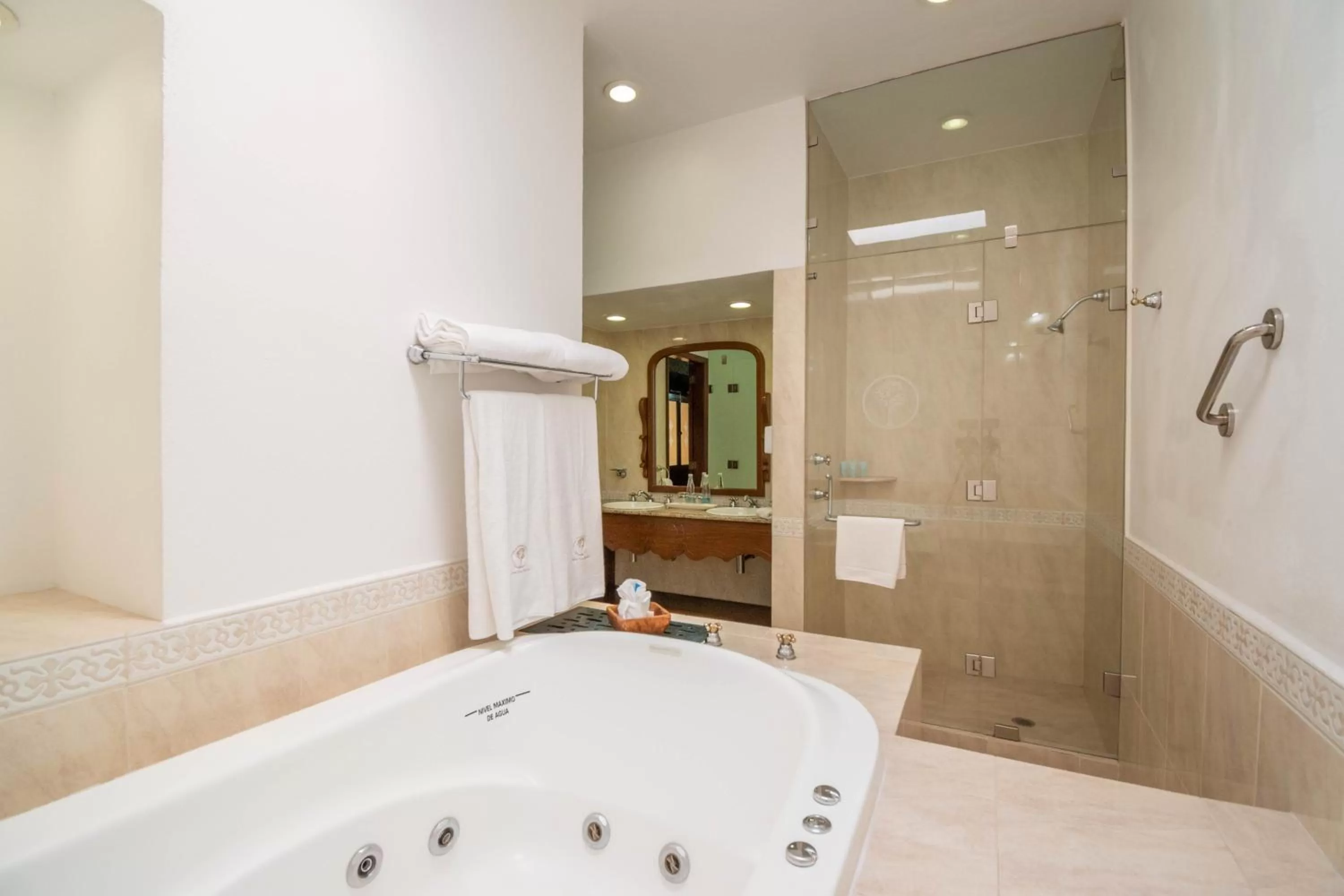 Hot Tub in Quinta Las Acacias Hotel Boutique