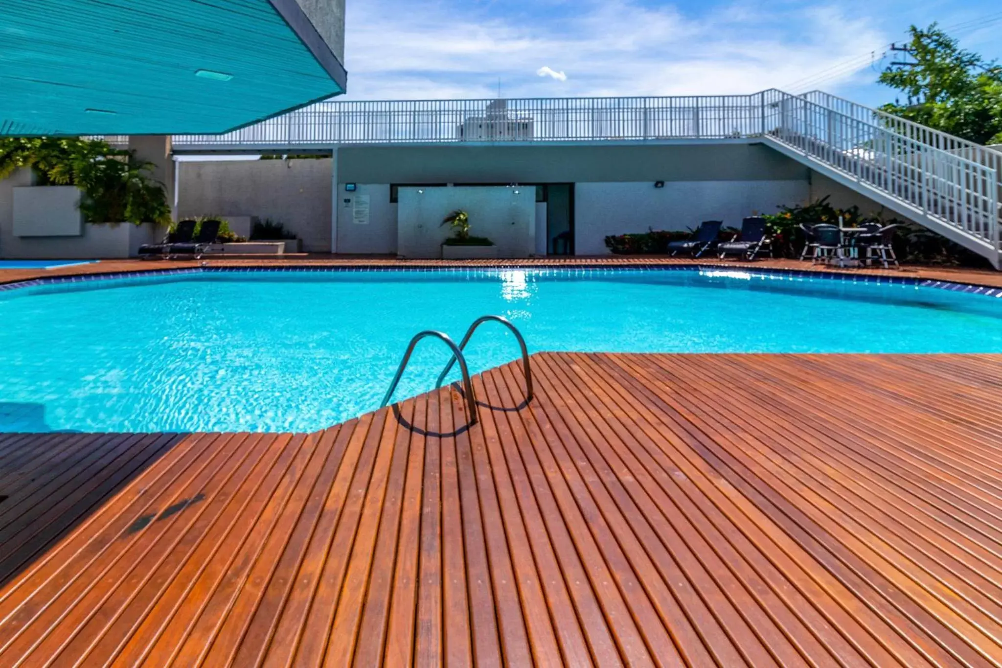 Swimming Pool in Hotel Deville Prime Cuiabá