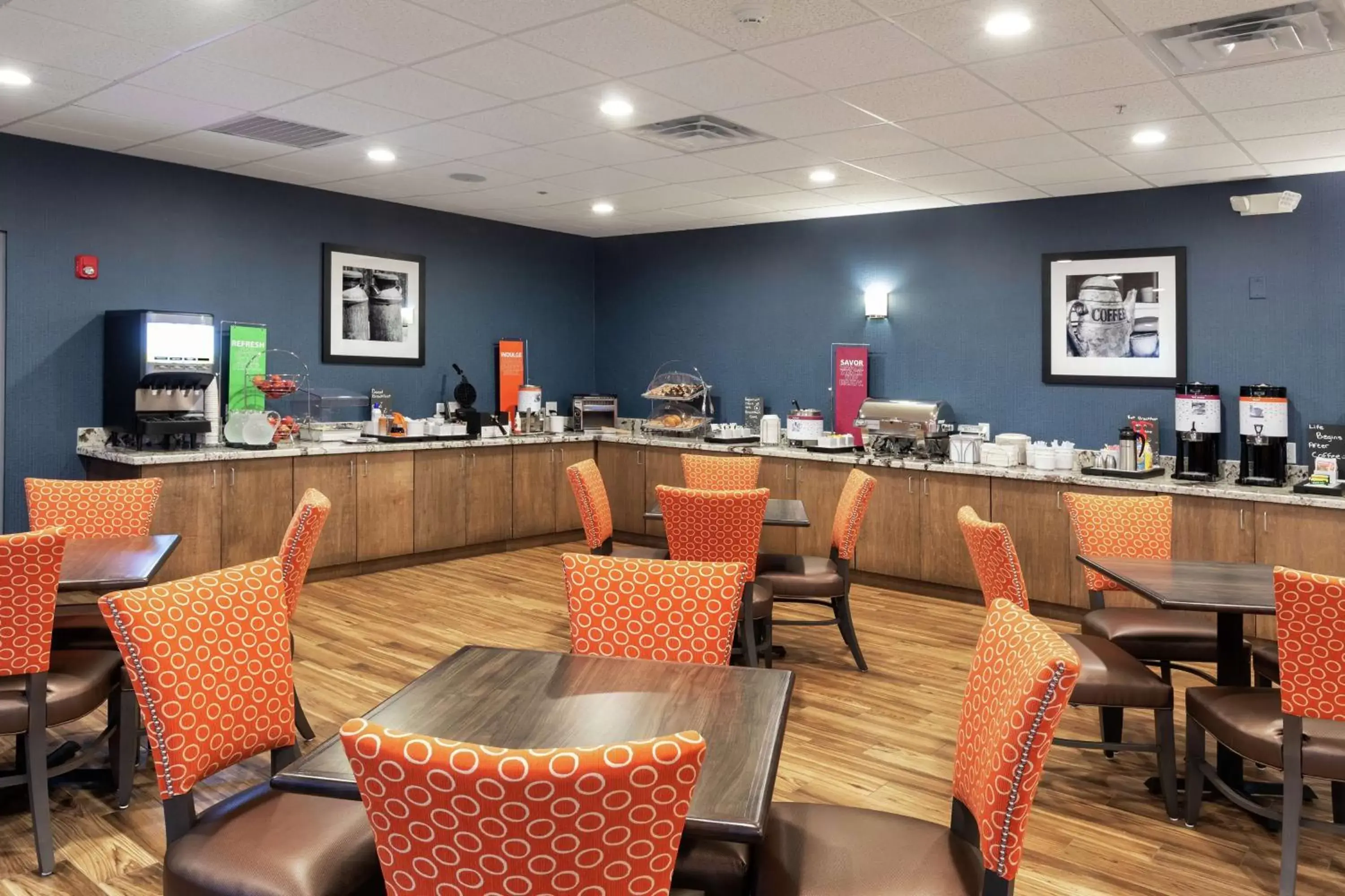 Dining area, Restaurant/Places to Eat in Hampton Inn Houston/Humble-Airport Area