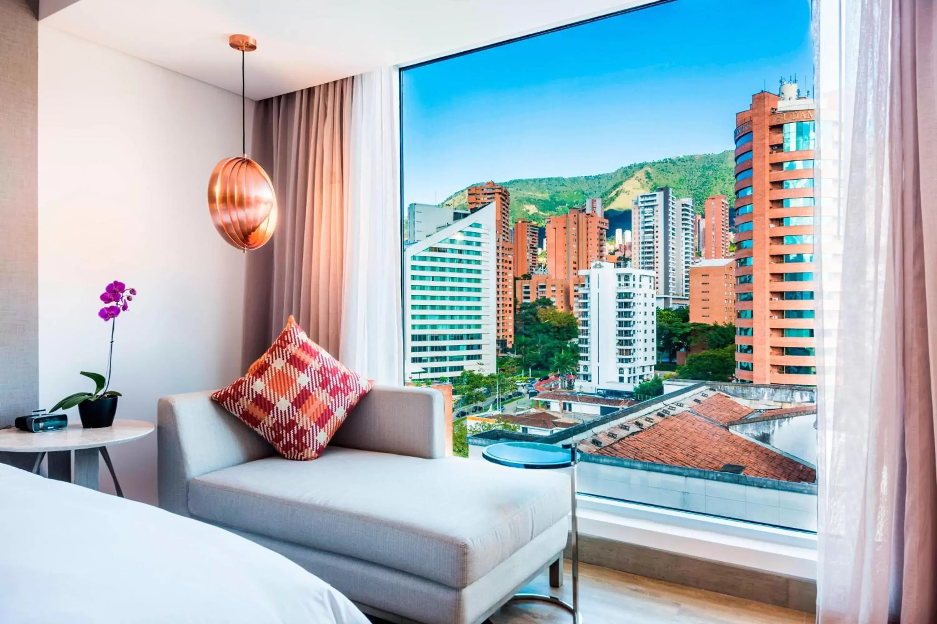 Photo of the whole room in Medellin Marriott Hotel