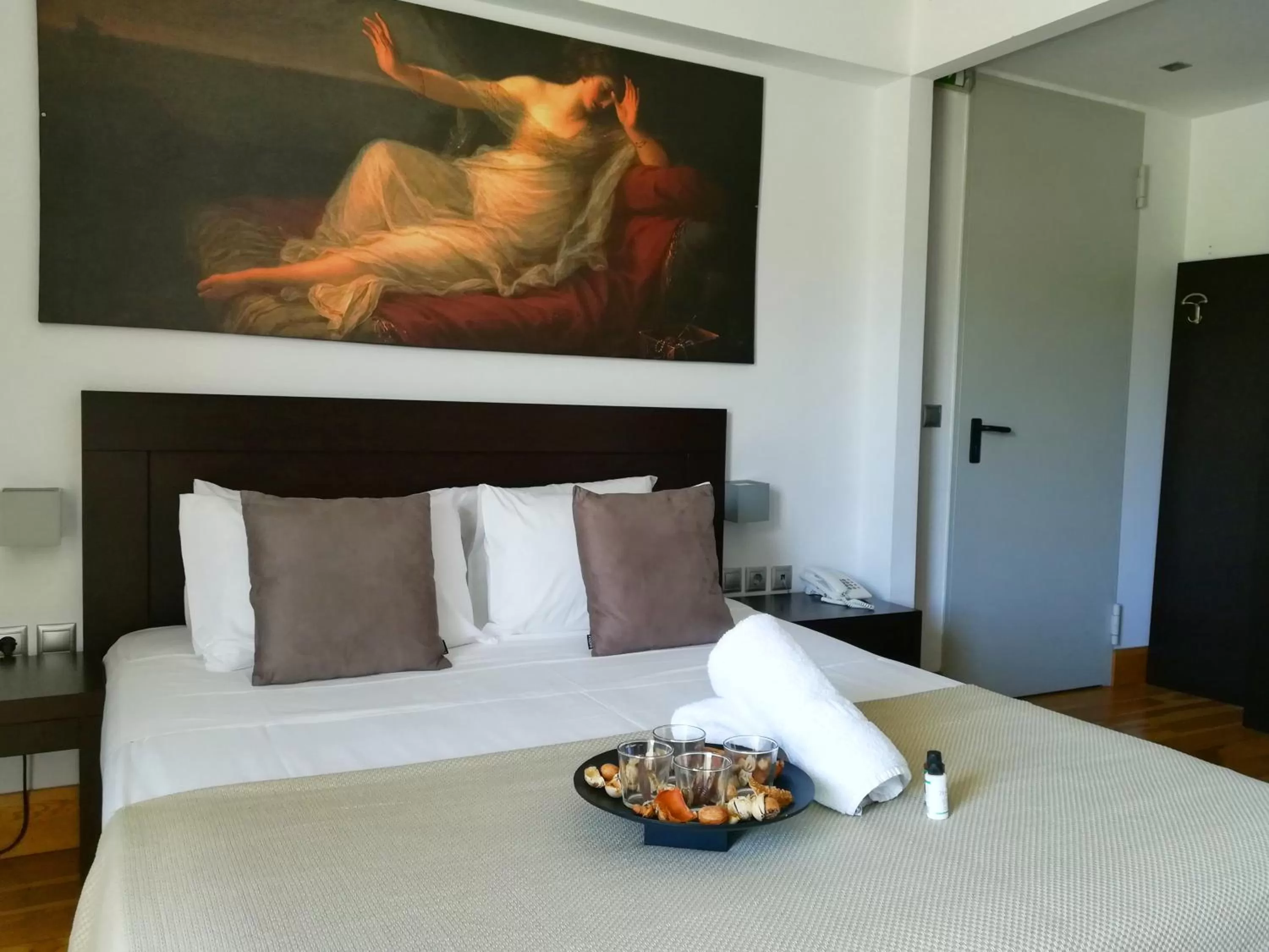 Bedroom, Bed in Hotel Thissio