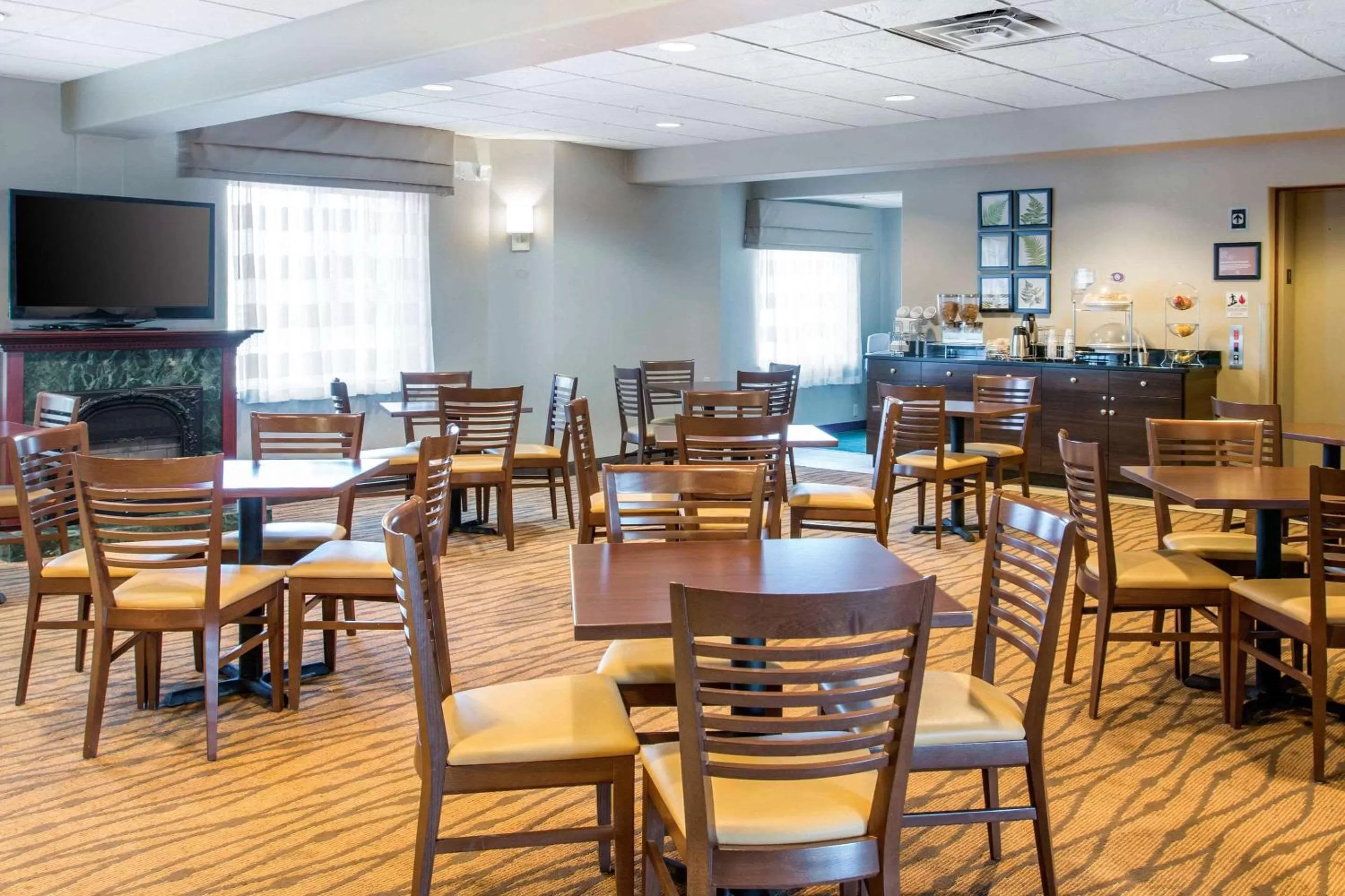 Restaurant/places to eat in Sleep Inn & Suites Oregon - Toledo