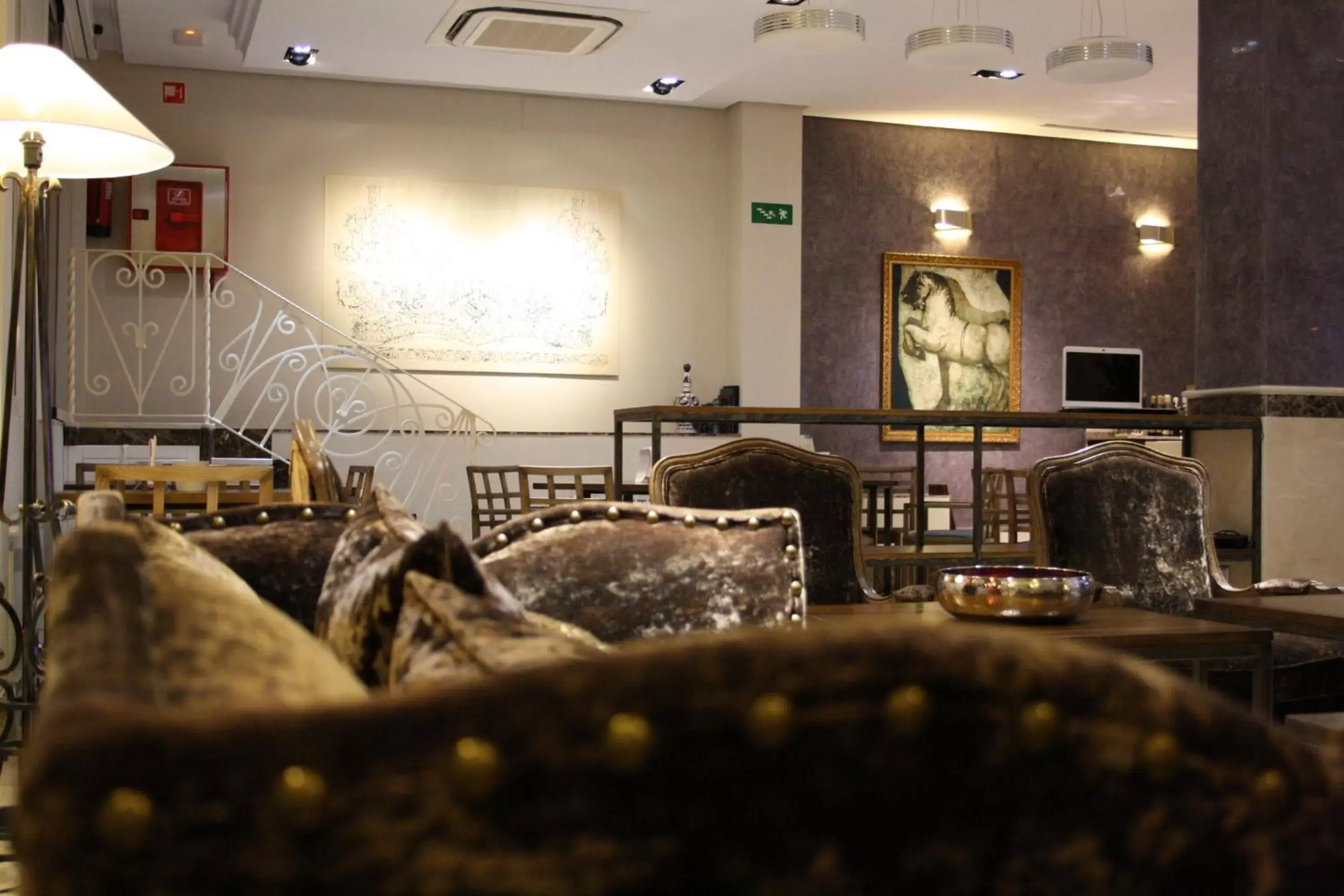 Lounge or bar in Hotel Sevilla