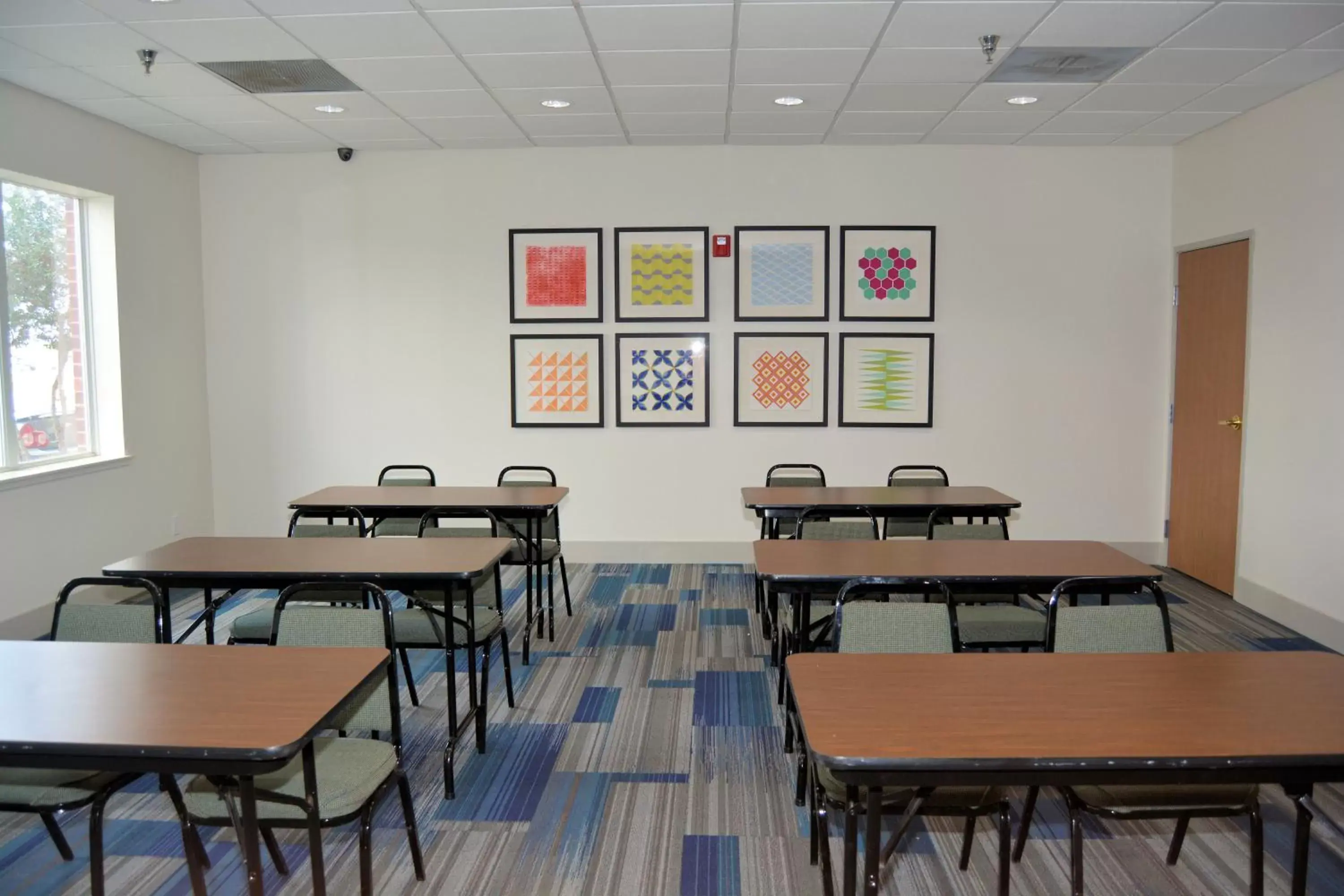 Meeting/conference room, Restaurant/Places to Eat in Holiday Inn Express Hotel and Suites Abilene, an IHG Hotel