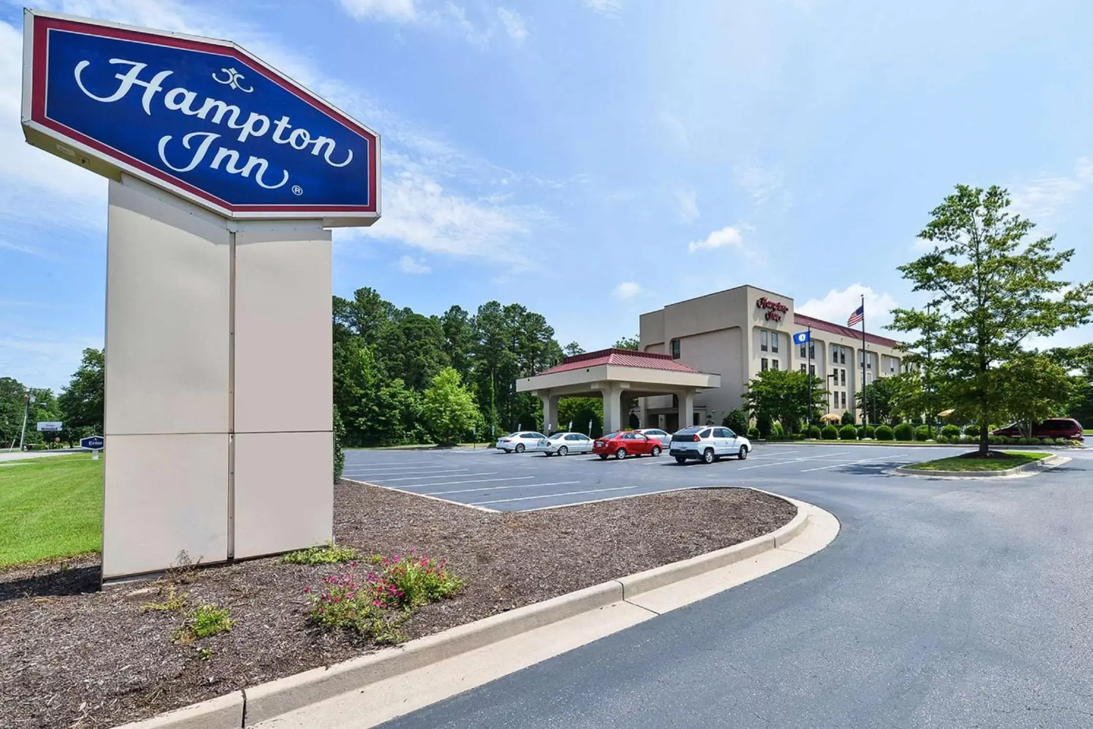 Property Building in Hampton Inn By Hilton Petersburg-Ft. Lee