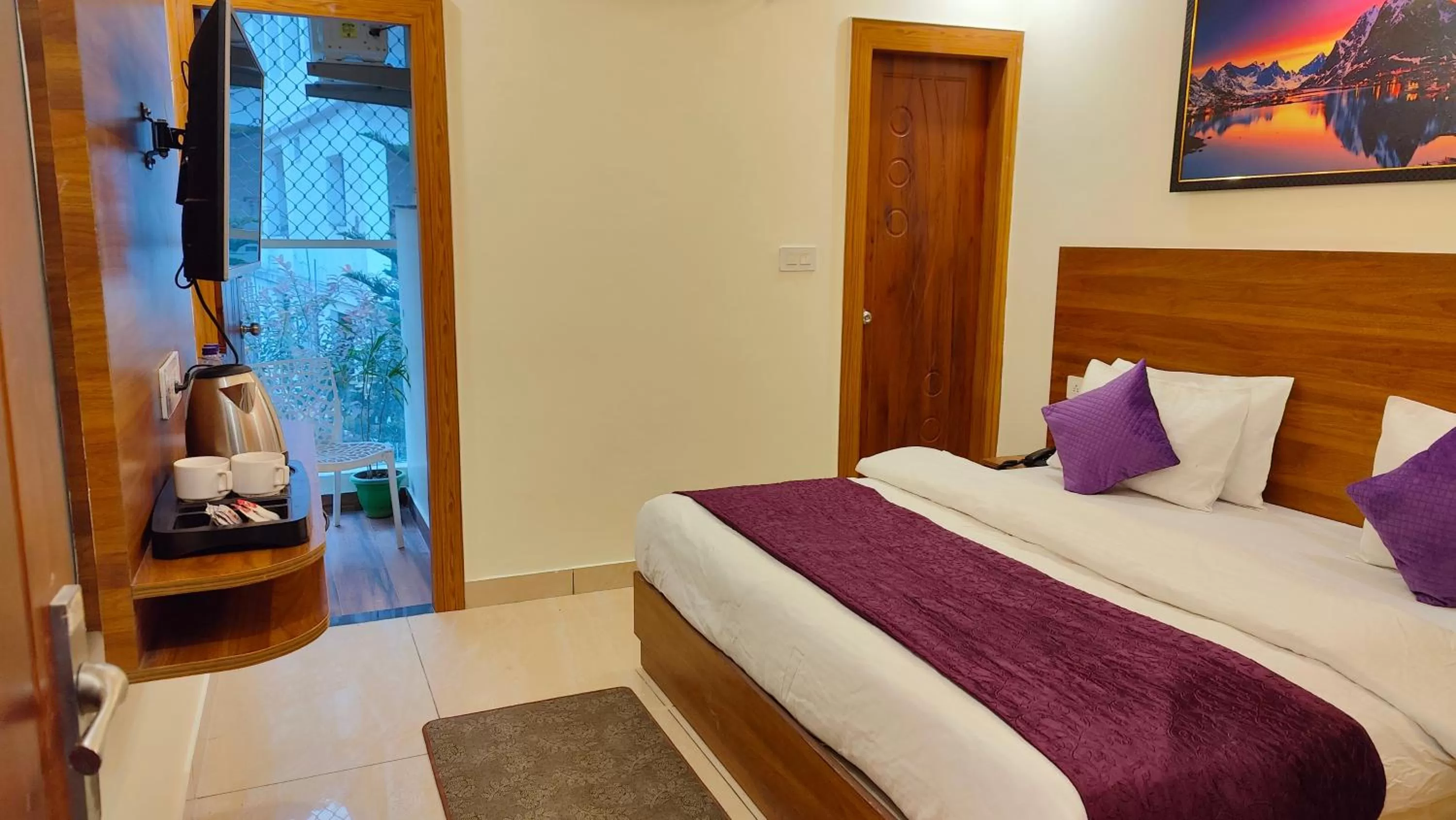 Bed in Perfectstayz Value Forest Valley Near Waterfall