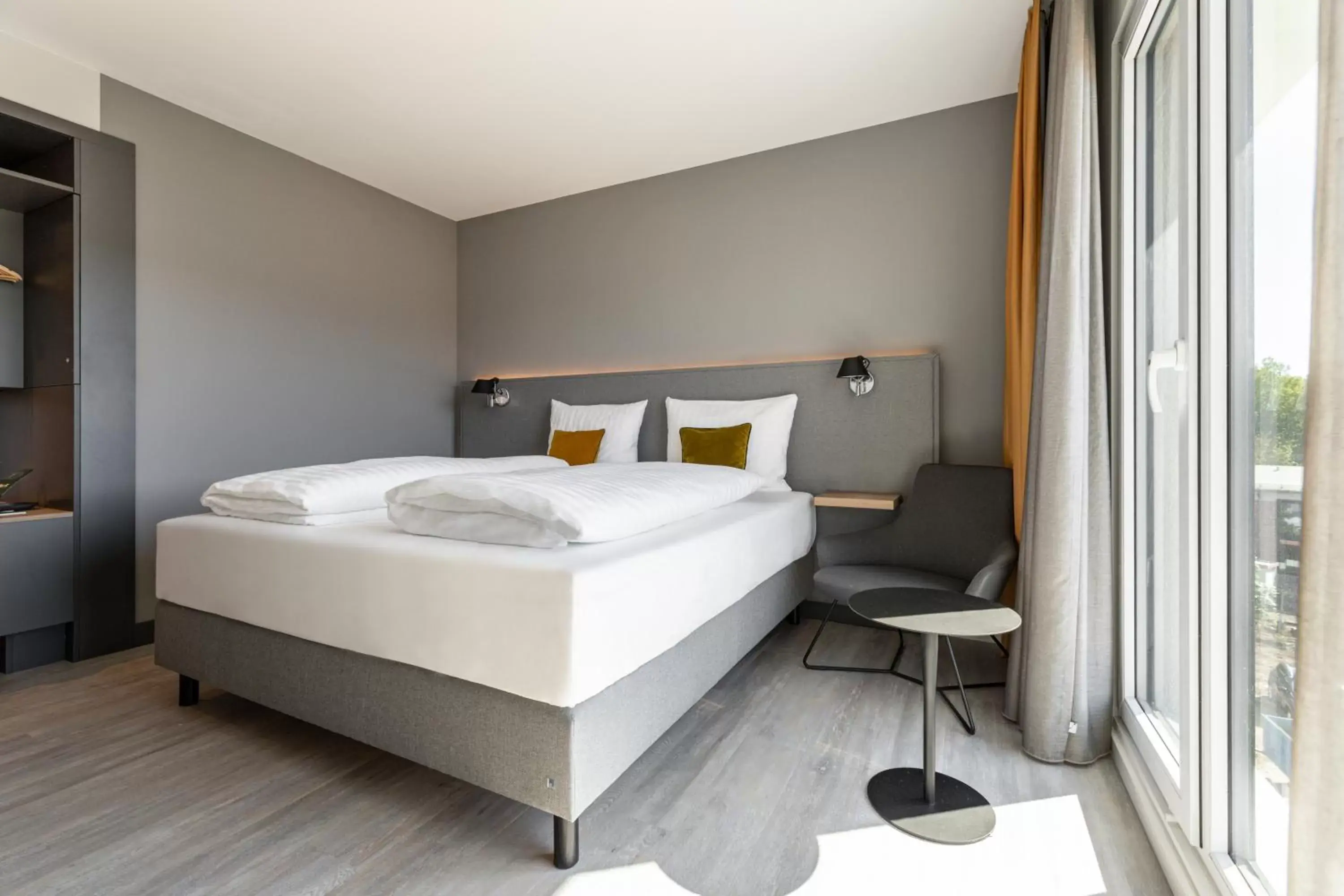 Photo of the whole room, Bed in Maxx Hotel Aalen