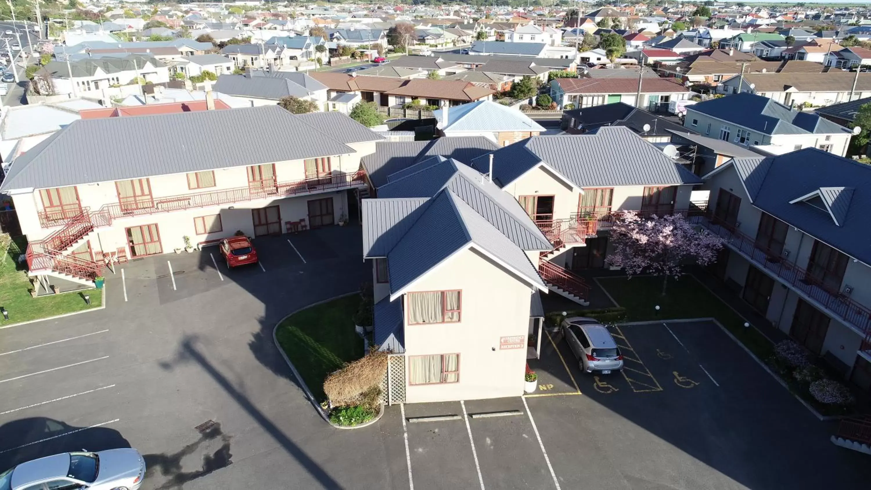 Bird's eye view, Bird's-eye View in 555 Motel Dunedin