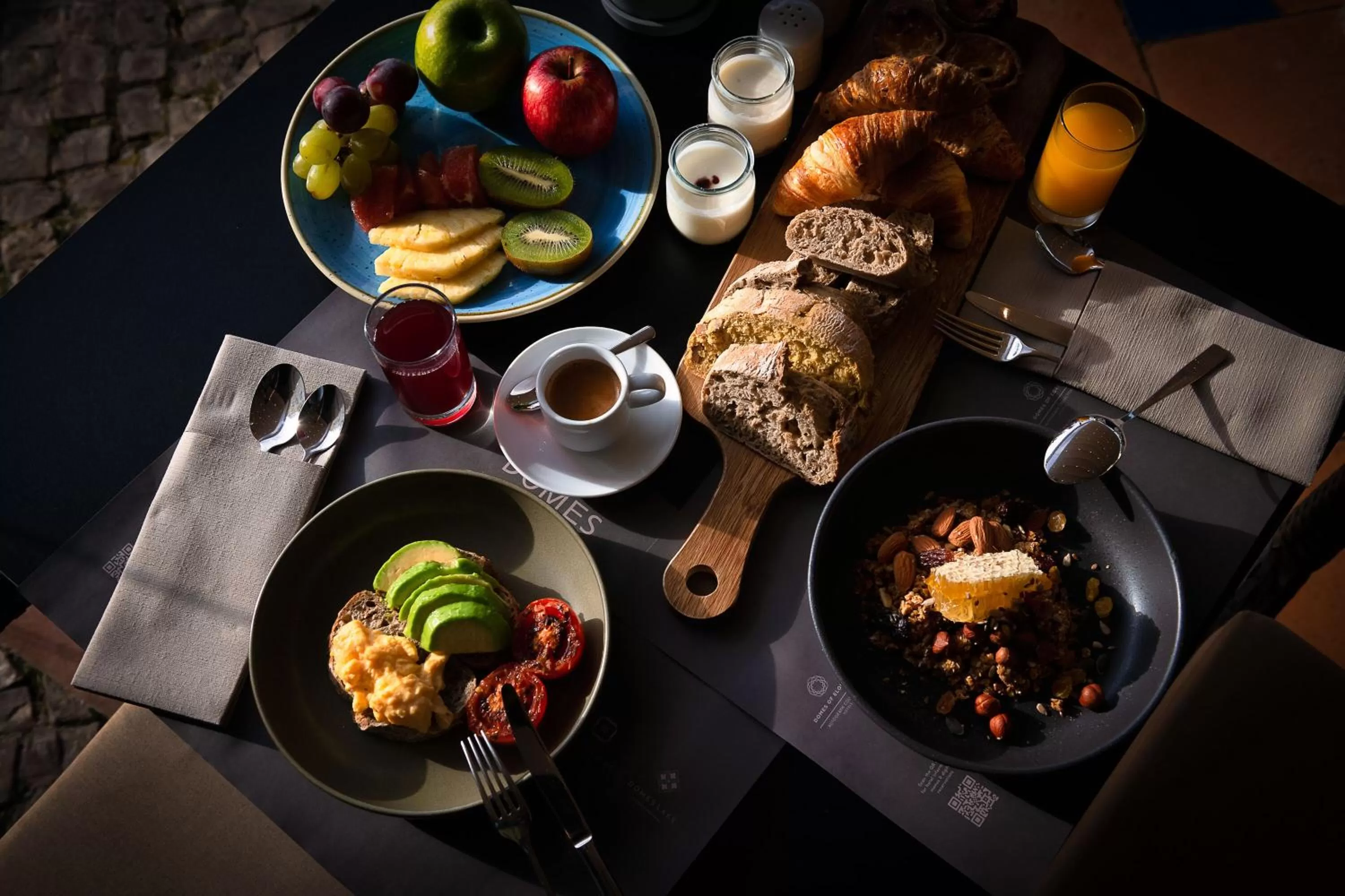 Breakfast in Domes Lake Algarve, Autograph Collection