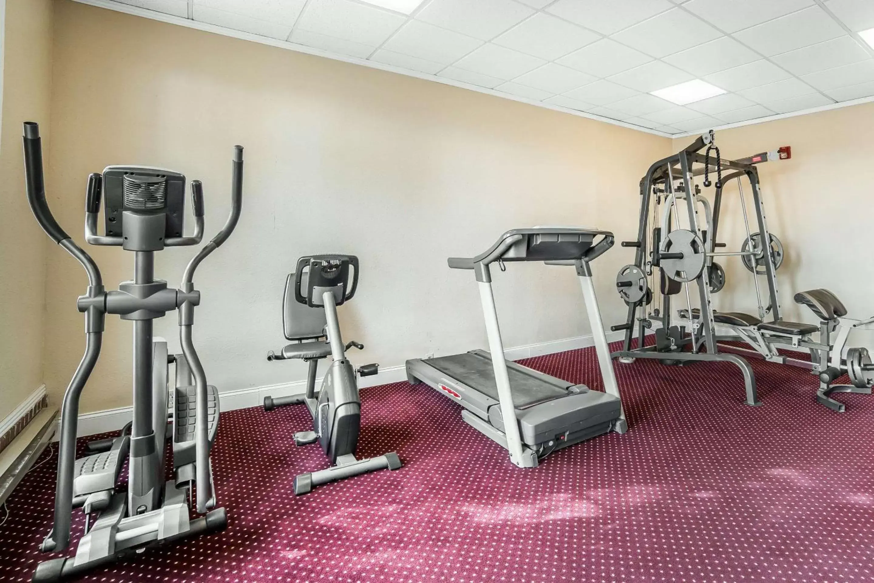 Fitness centre/facilities, Fitness Center/Facilities in Econo Lodge