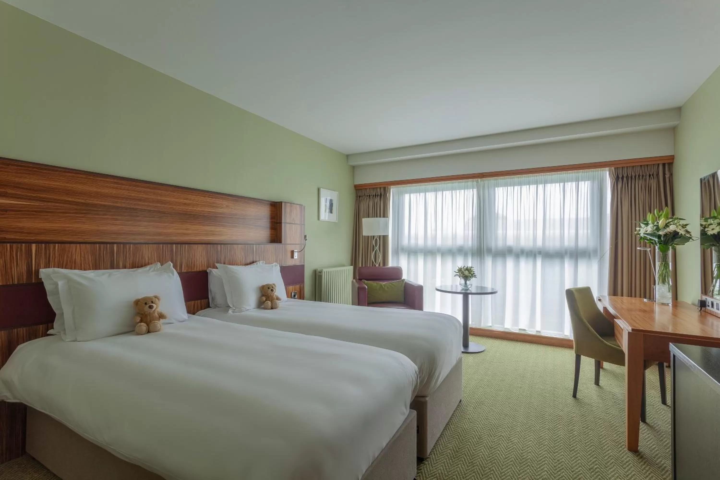 Bedroom, Bed in Radisson Blu Hotel, Cork