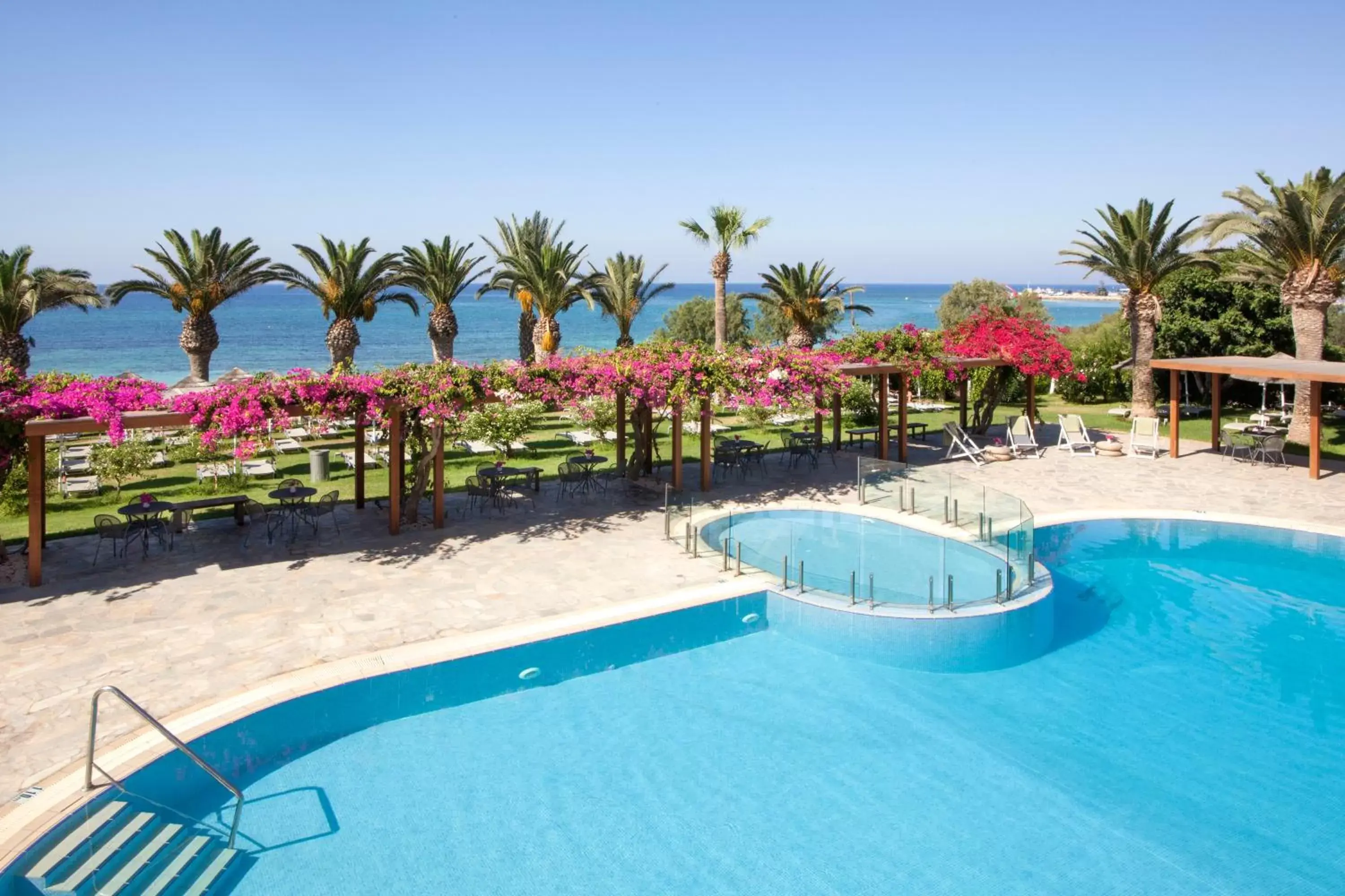 Sea view, Swimming Pool in Alion Beach Hotel