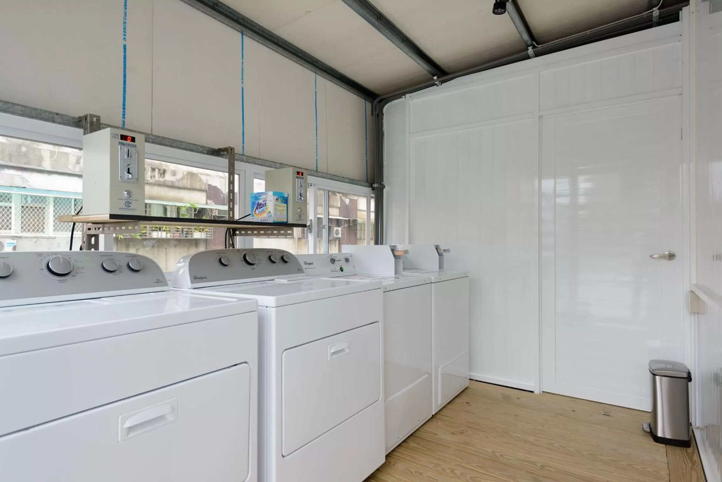 Area and facilities in Poshpacker Hotel