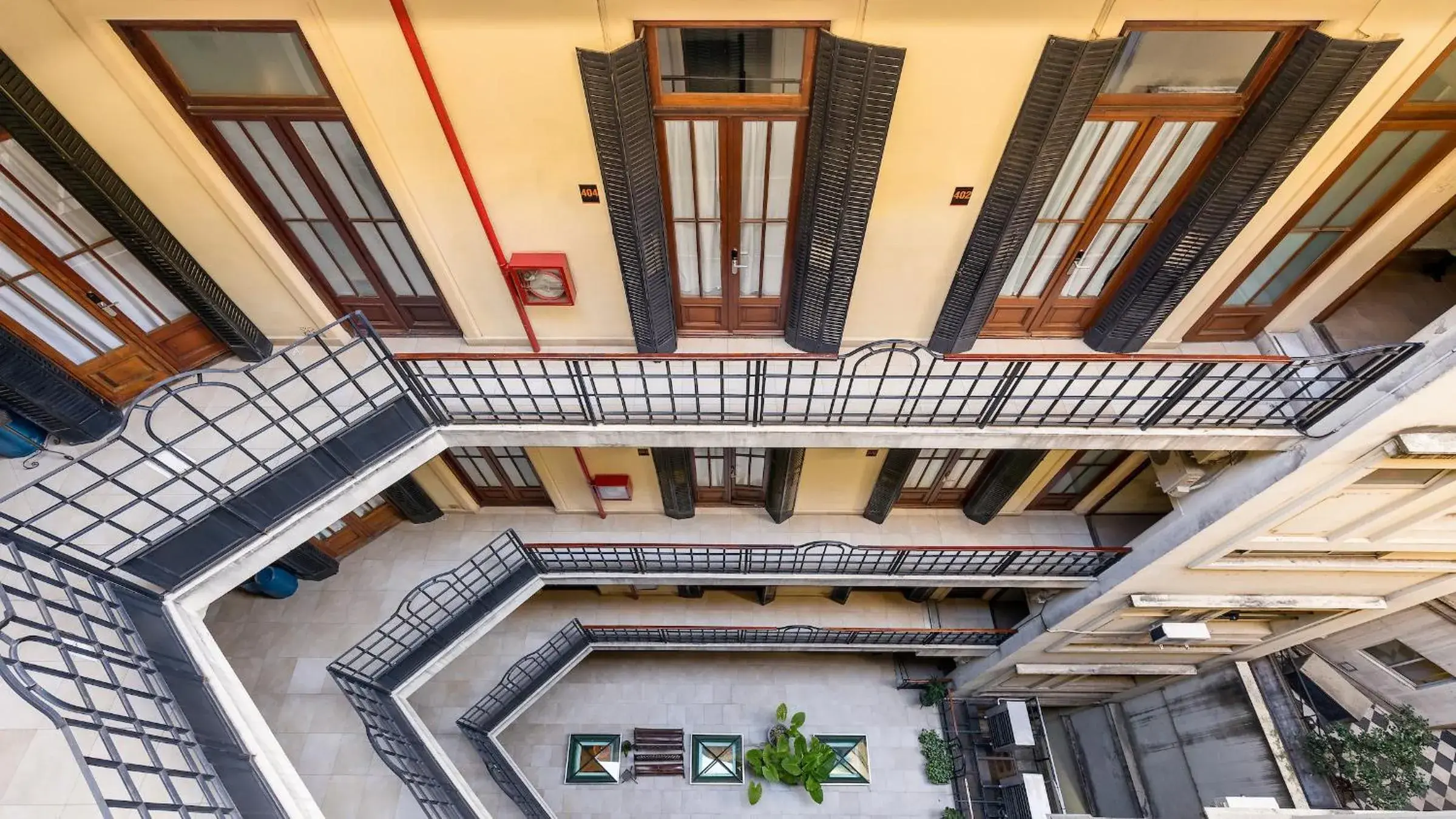 Balcony/Terrace in Milhouse Avenue