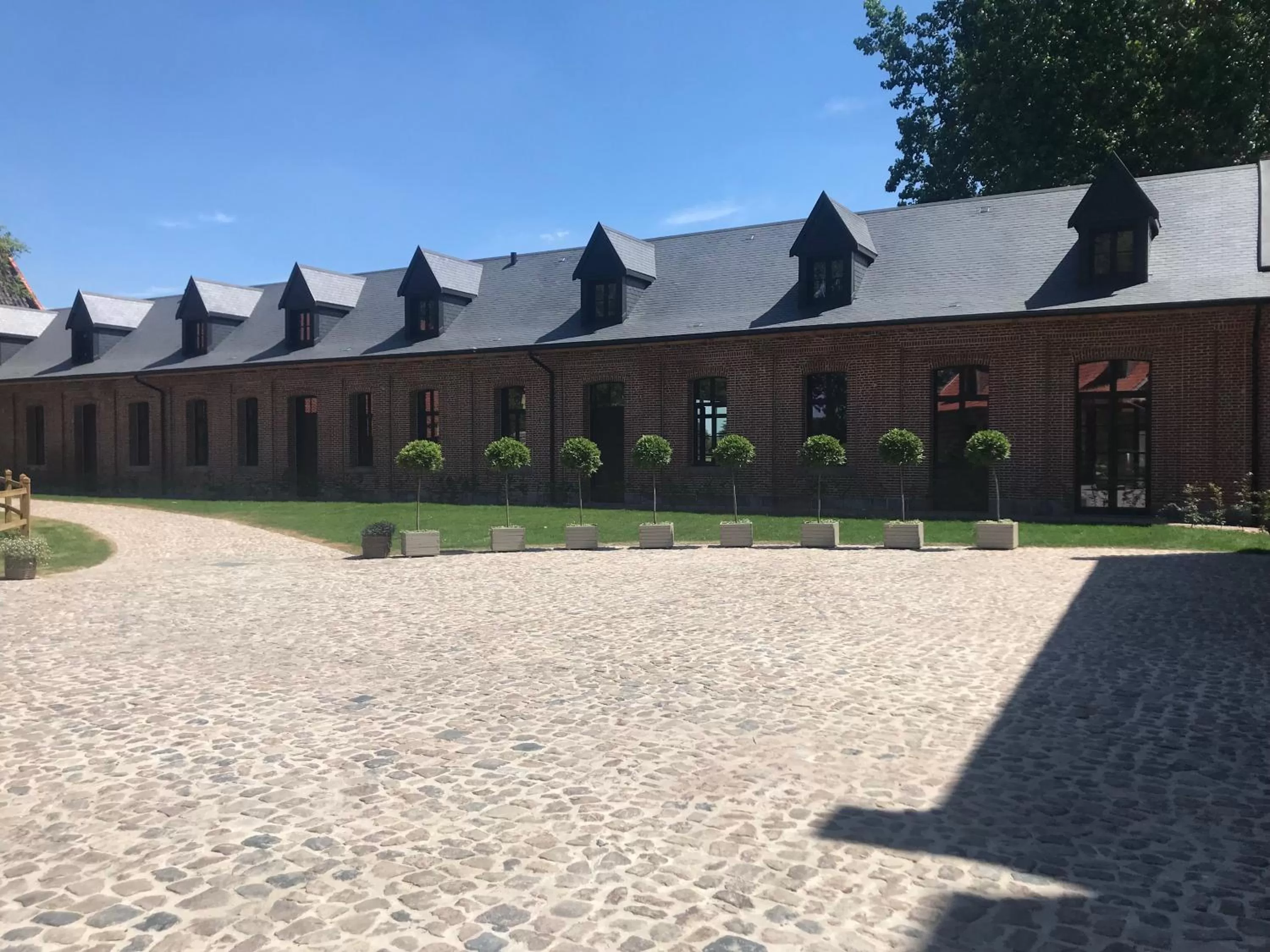 Property building in HARAS DE BARRY