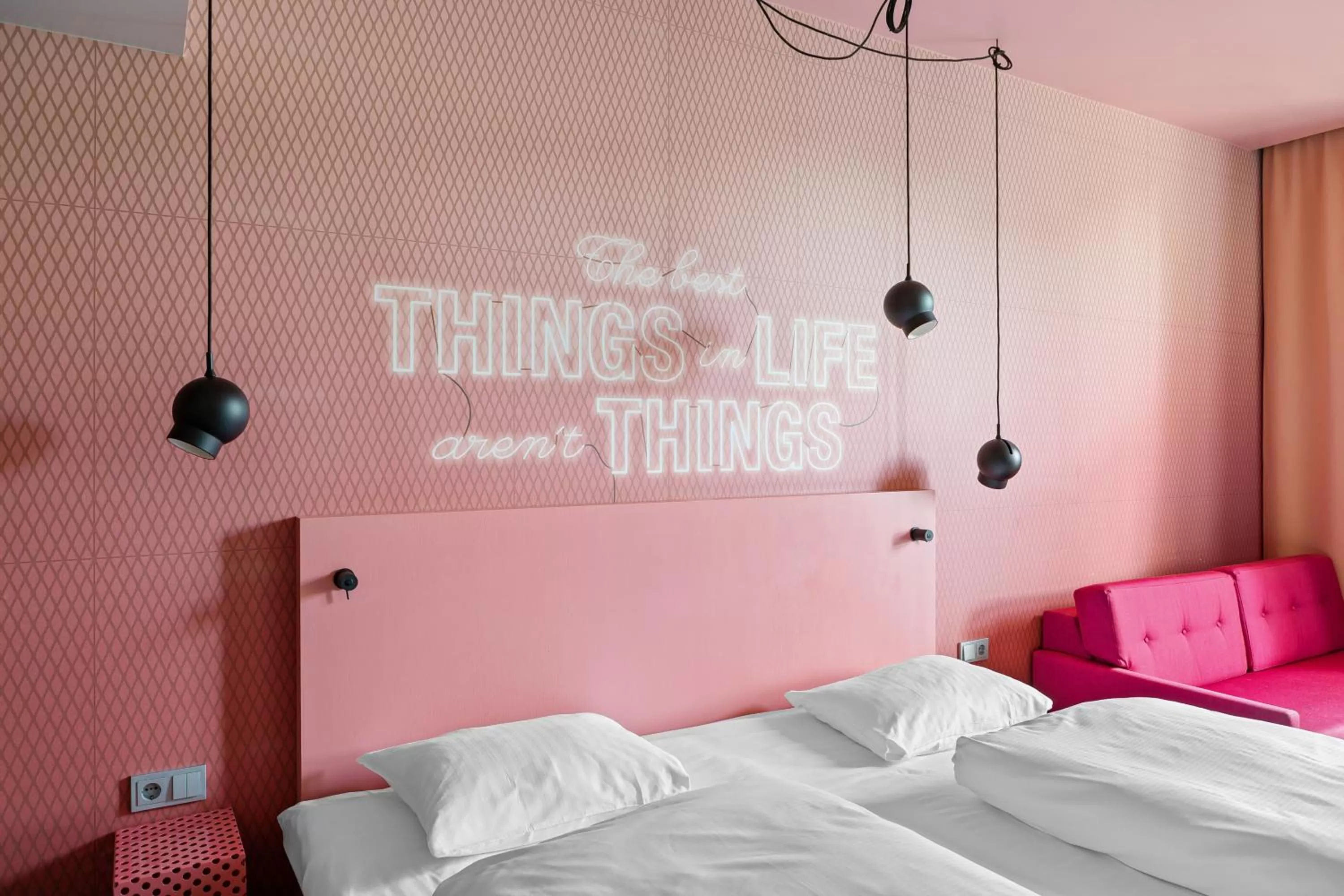 Decorative detail, Bed in Comfort Hotel Karl Johan