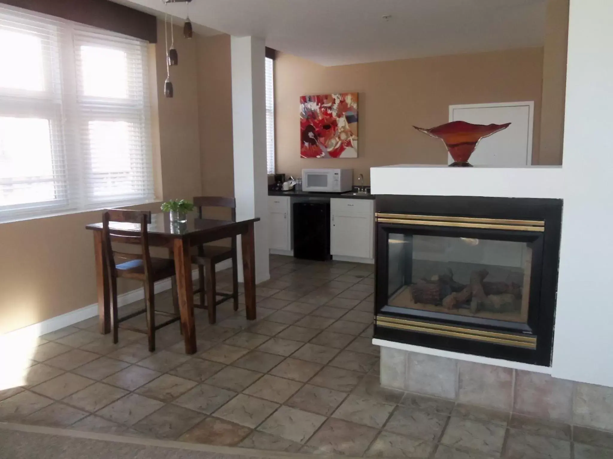 Dining area, Kitchen/Kitchenette in Century Casino & Hotel Cripple Creek